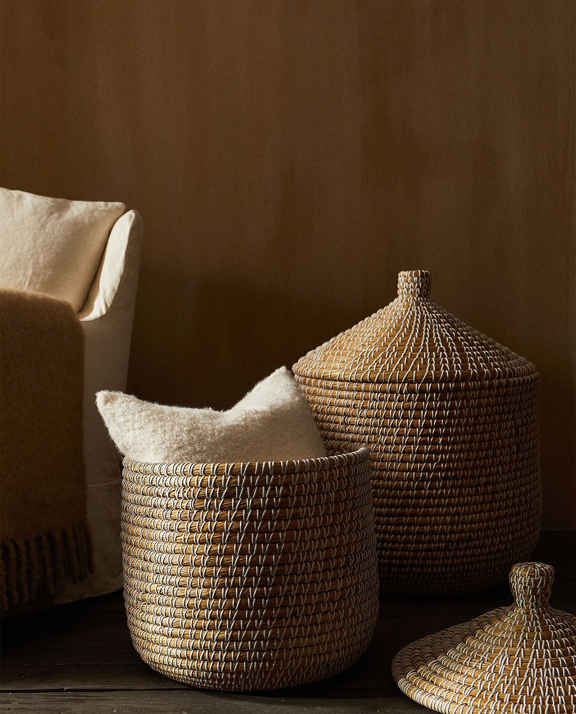 Round Basket With Lid Bedspreads Bed Linen Bedroom Zara Home Srbija Serbia Round Basket With Lid Bedspreads, Round Lidded Baskets