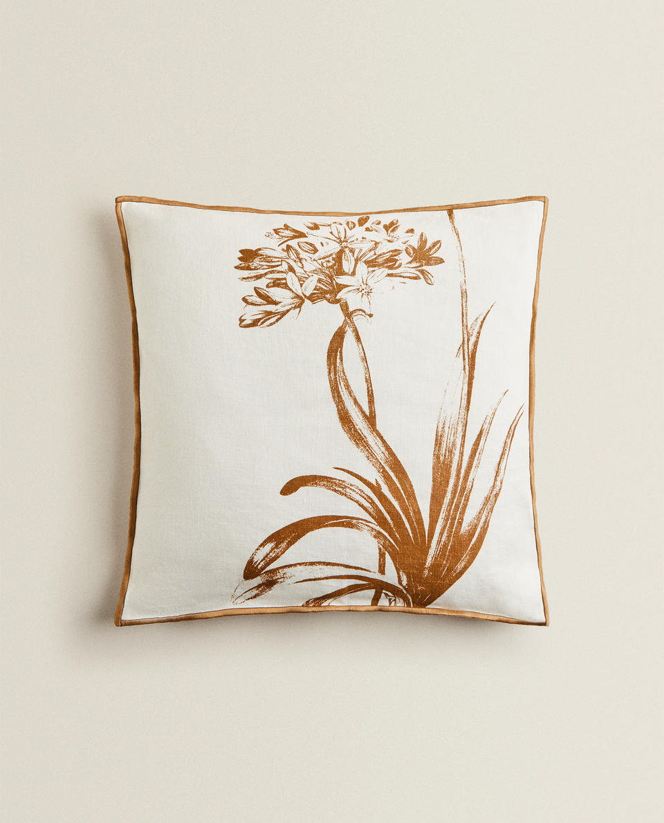 THROW PILLOW COVER WITH OVERLOCKING