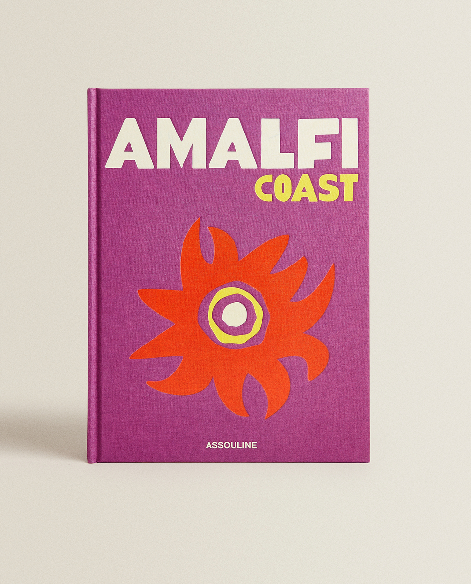 AMALFI COAST TRAVEL BOOK