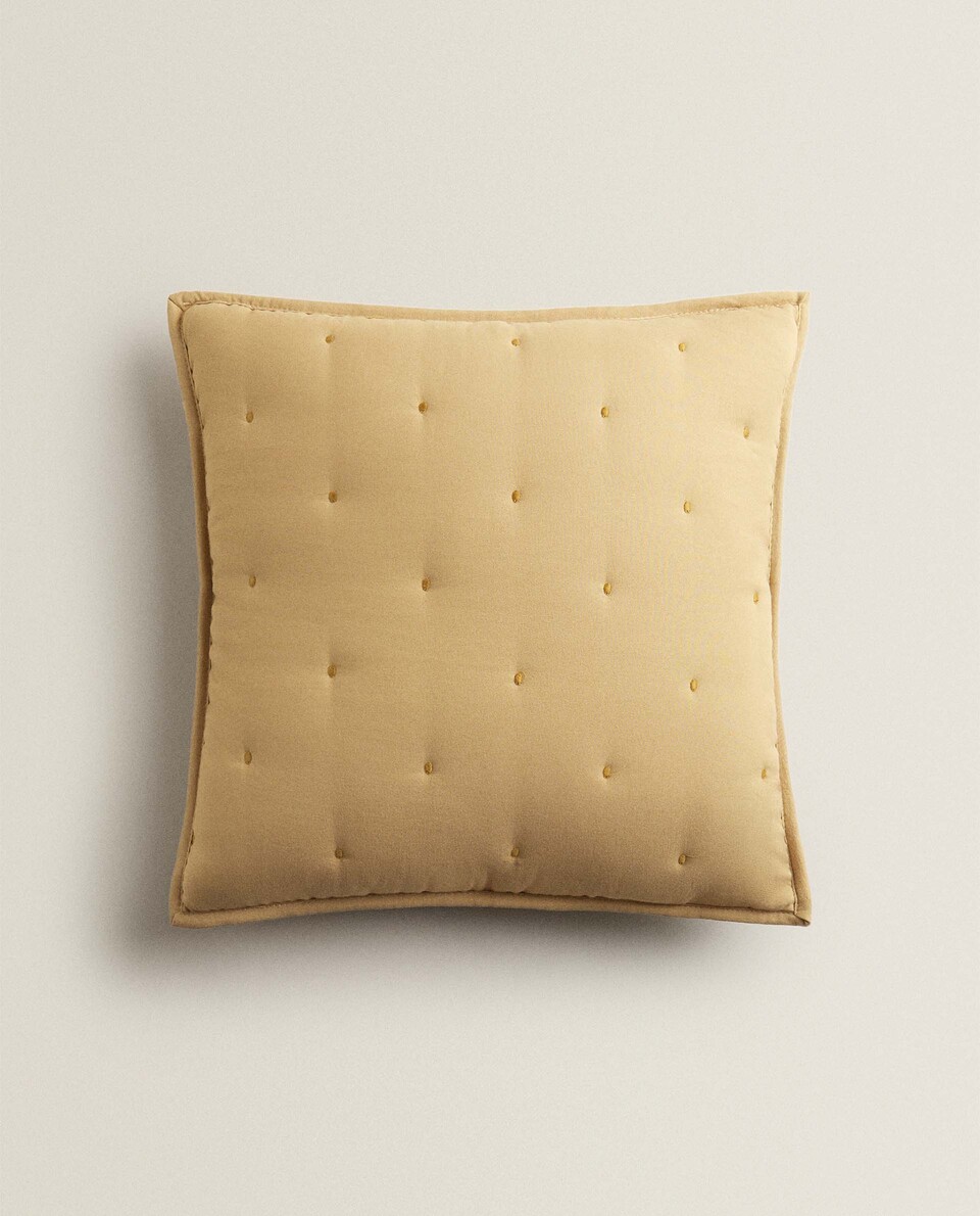 REVERSIBLE QUILTED CUSHION COVER