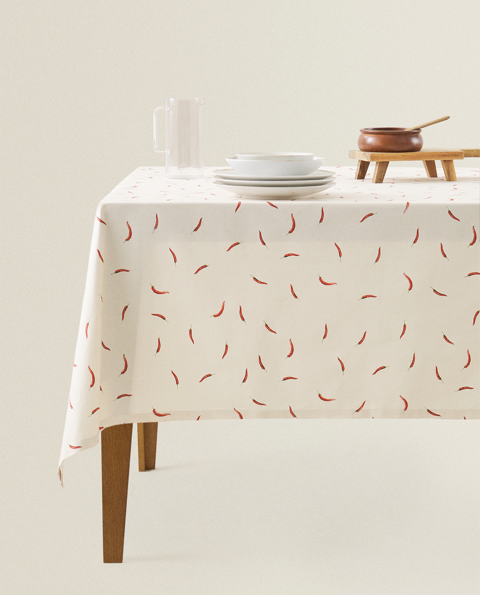 RESIN-COATED TABLECLOTH WITH CHILLI DESIGN