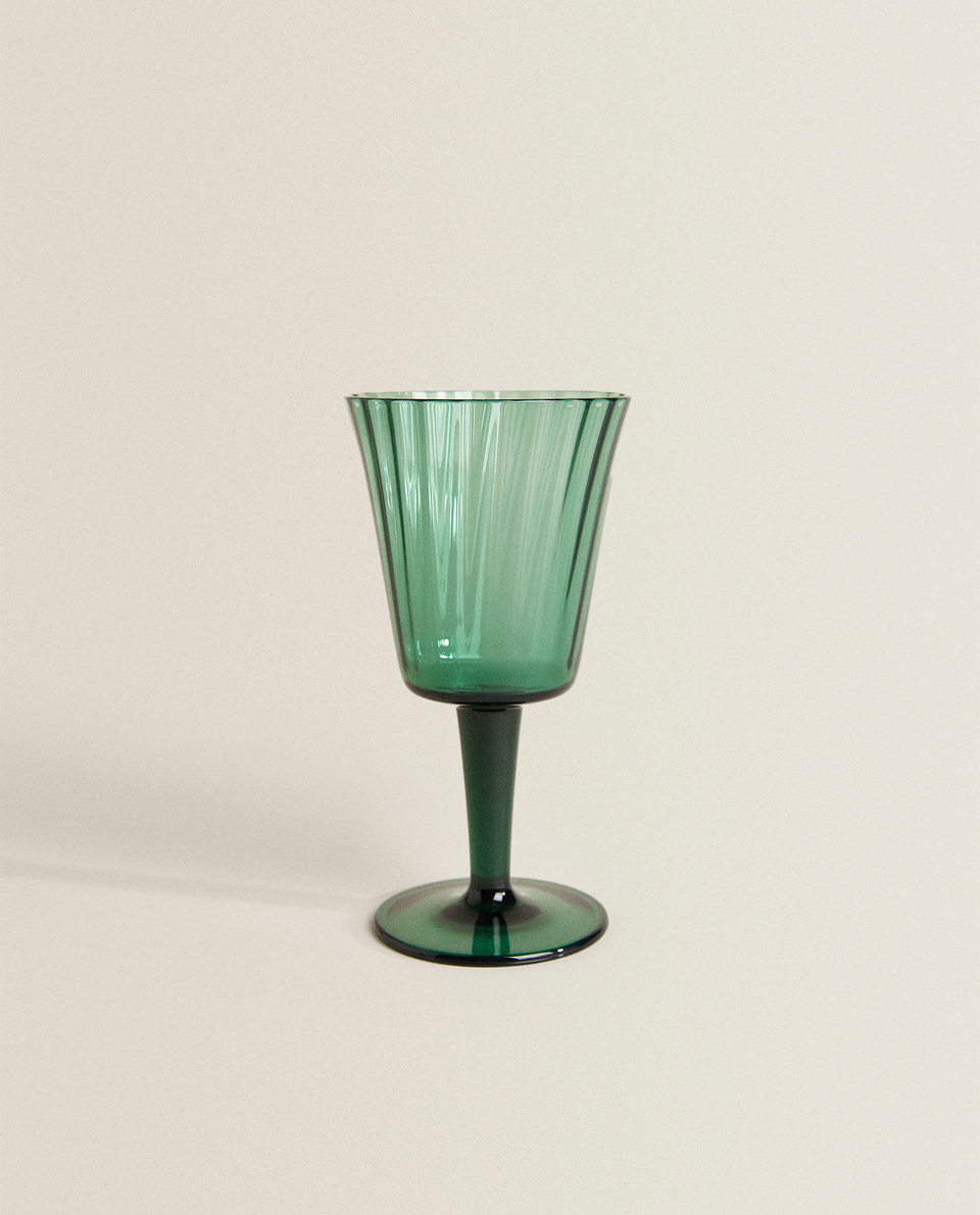 ACRYLIC WINE GLASS WITH LINEAR DESIGN