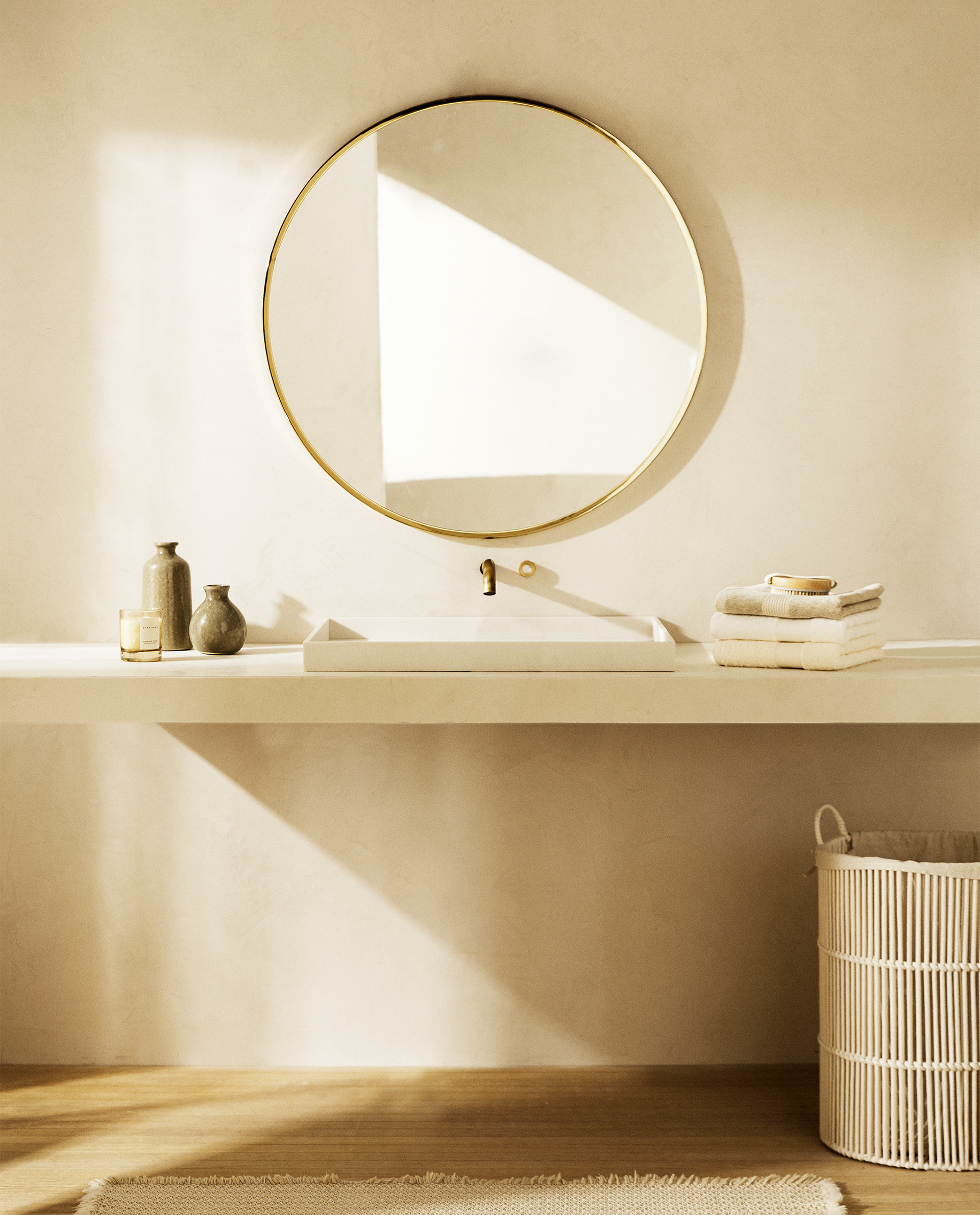Large Round Mirror Mirrors Bathroom, Large Gold Frame Bathroom Mirror