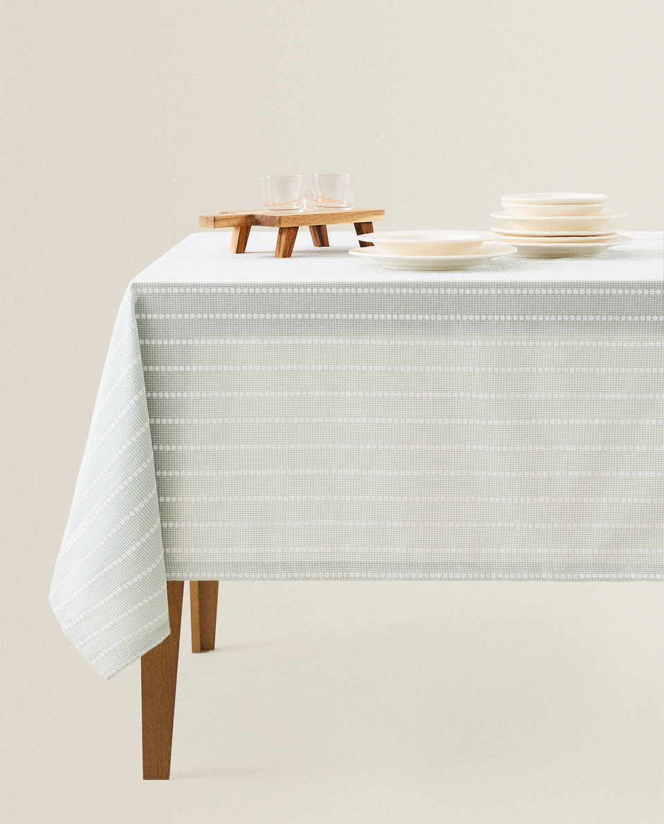 テーブルクロス Zara Home 新作コレクション テーブルクロス Zara Home 新作コレクション