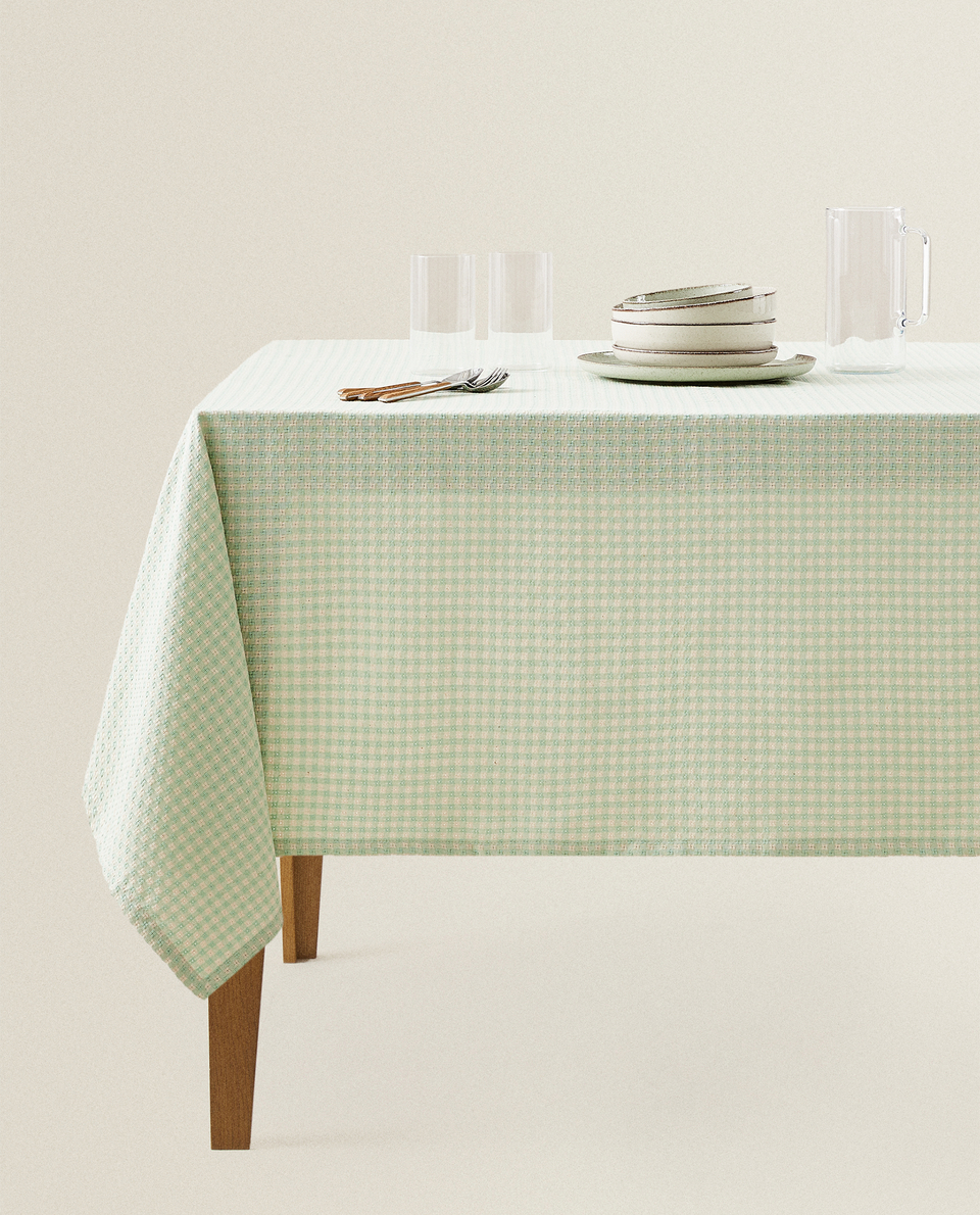 GINGHAM CHECK TABLECLOTH