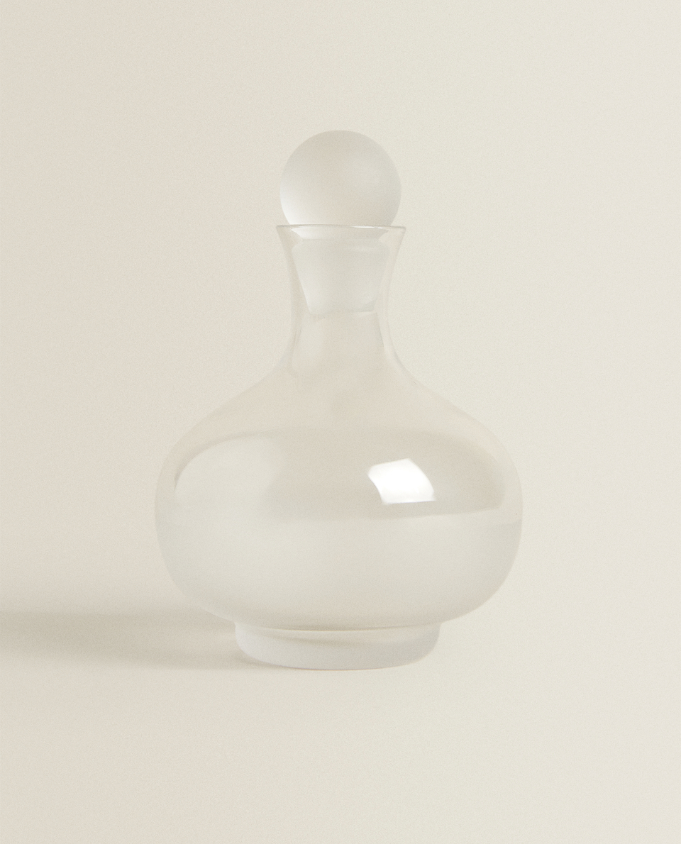 WIDE GLASS JAR WITH STOPPER