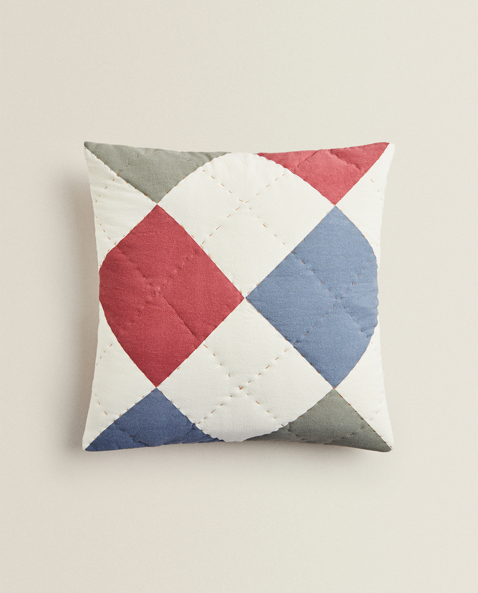 REVERSIBLE PATCHWORK CUSHION COVER