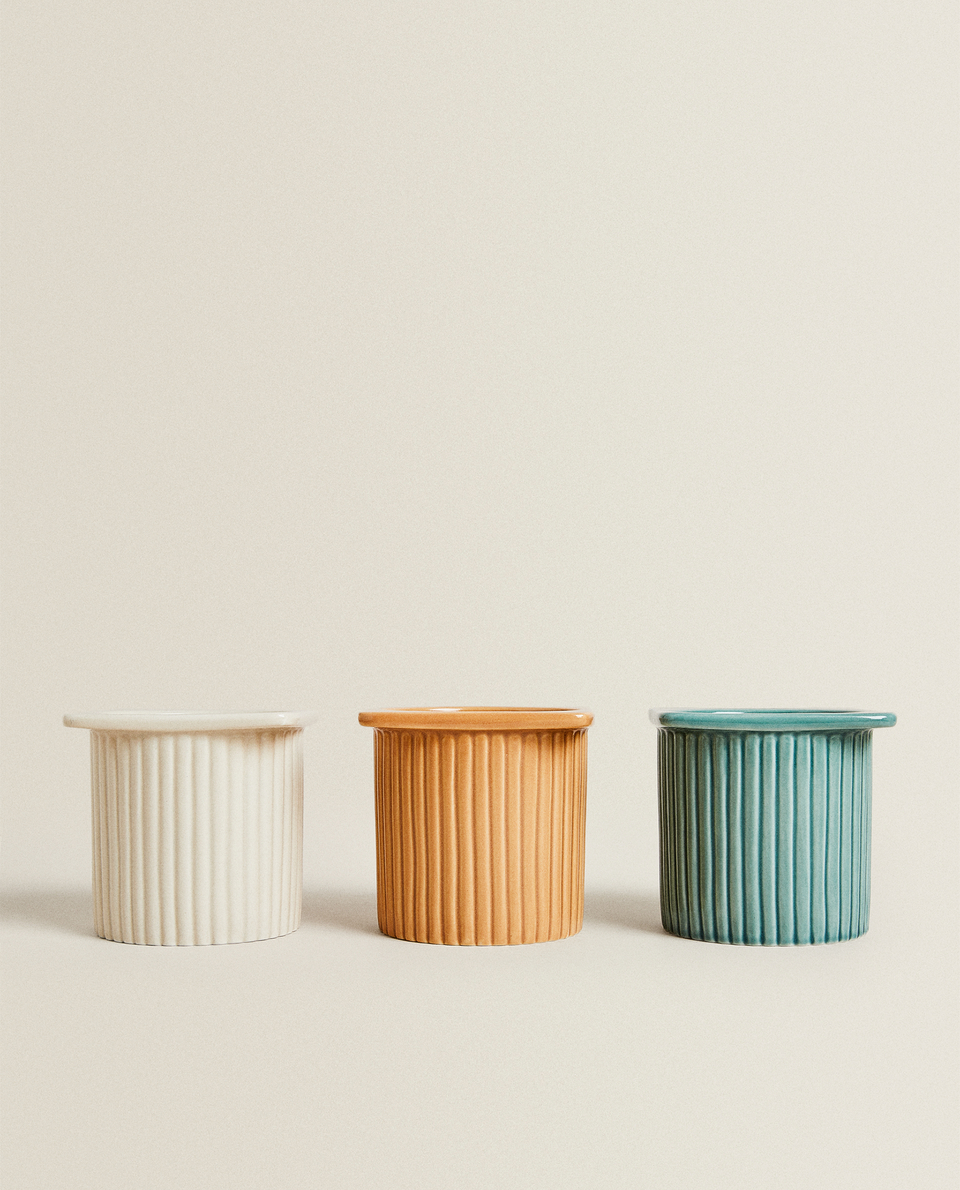 MULTICOLOURED PLANT POTS (PACK OF 3)
