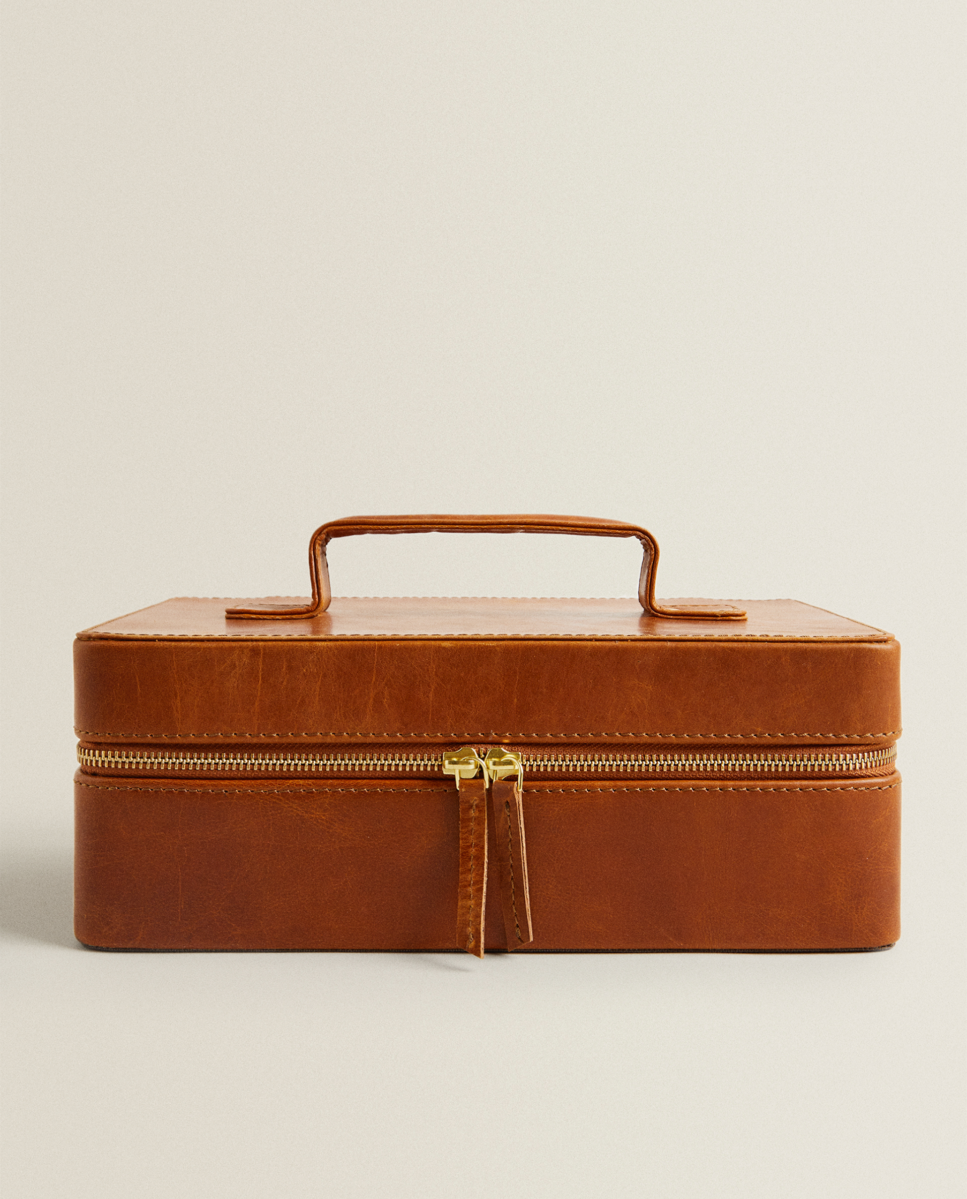 Maleta zara home Clearance