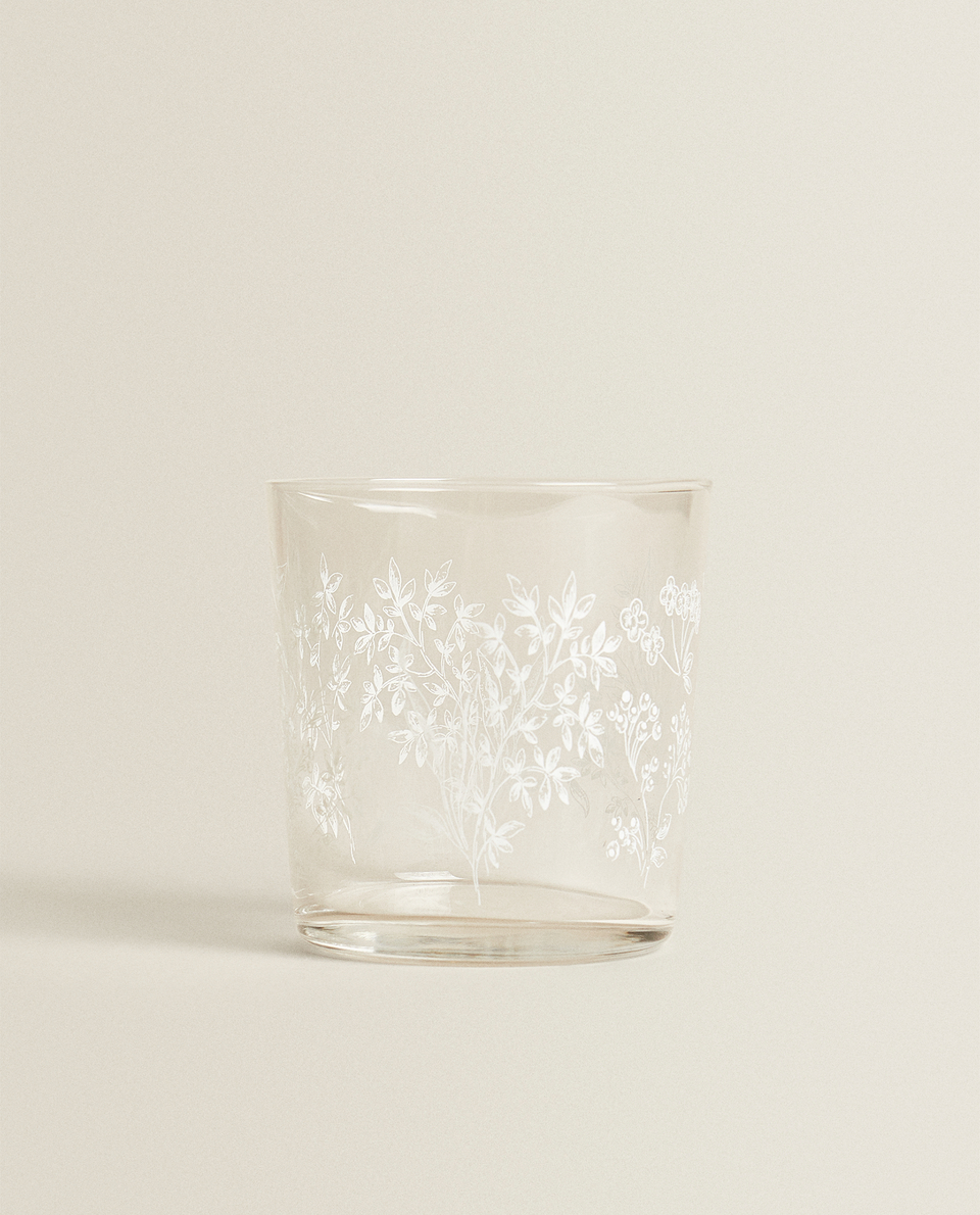 WHITE GLASS TUMBLER WITH TRANSFER