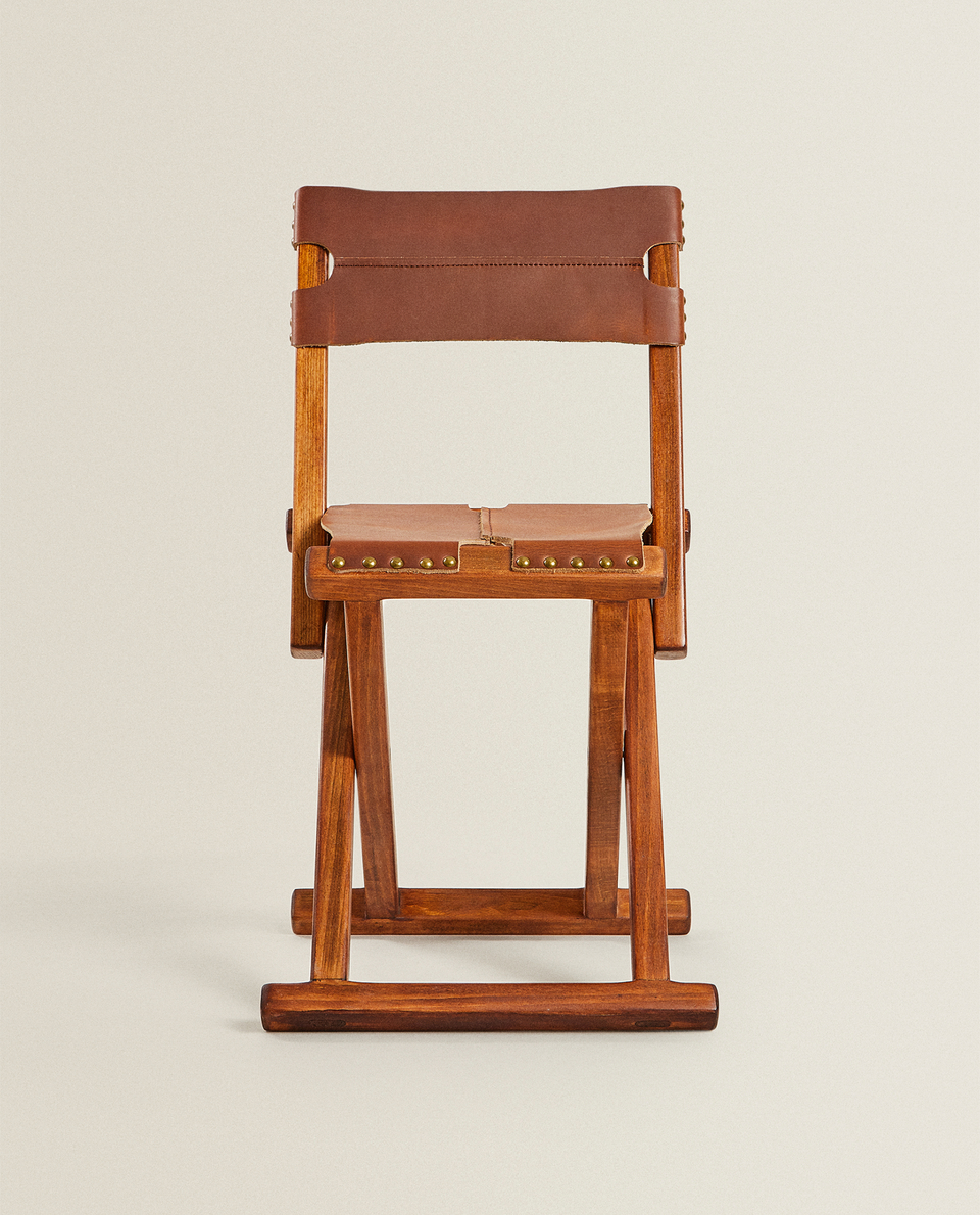 FOLDING WOOD AND LEATHER CHAIR