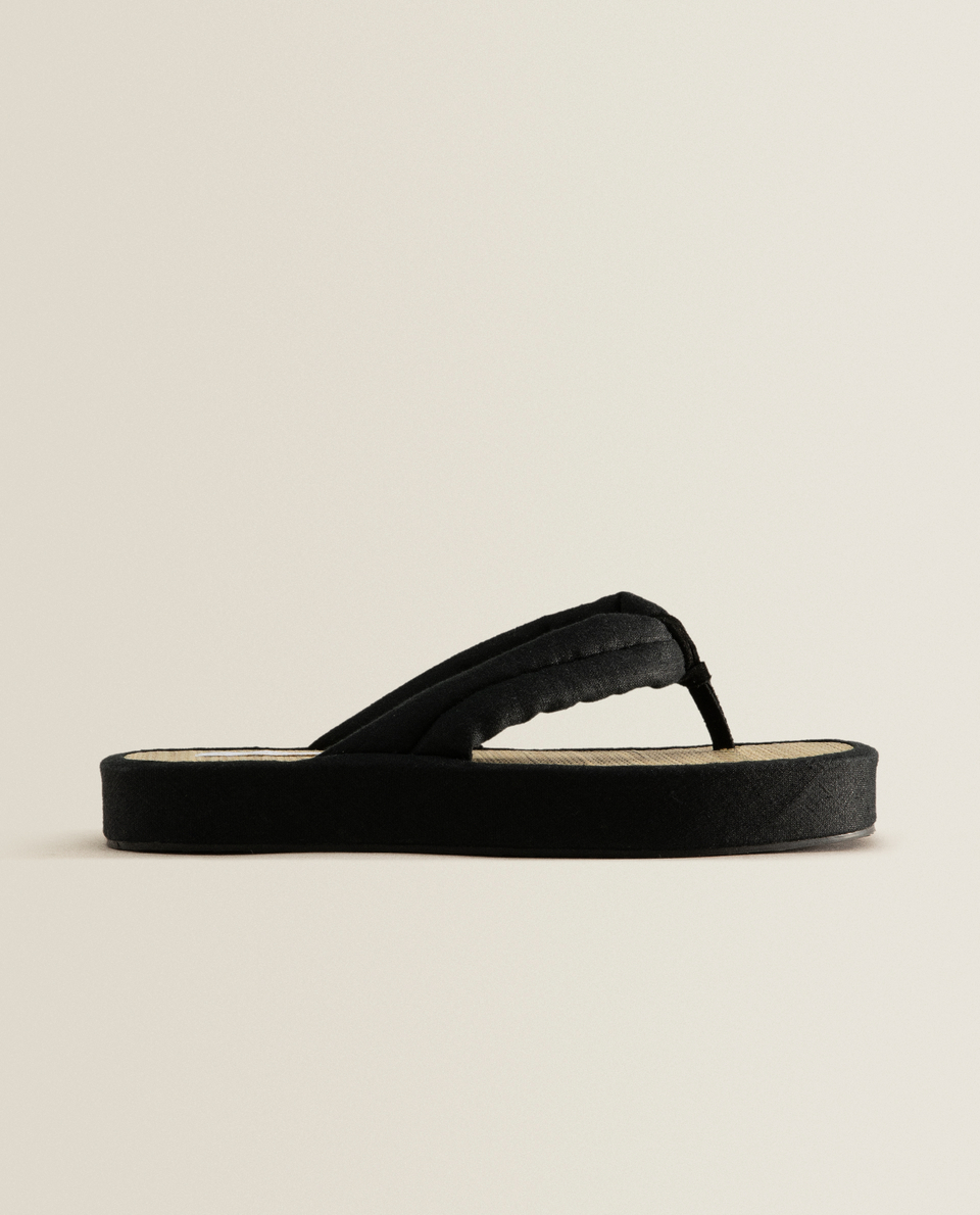 Chinelo zara home clearance