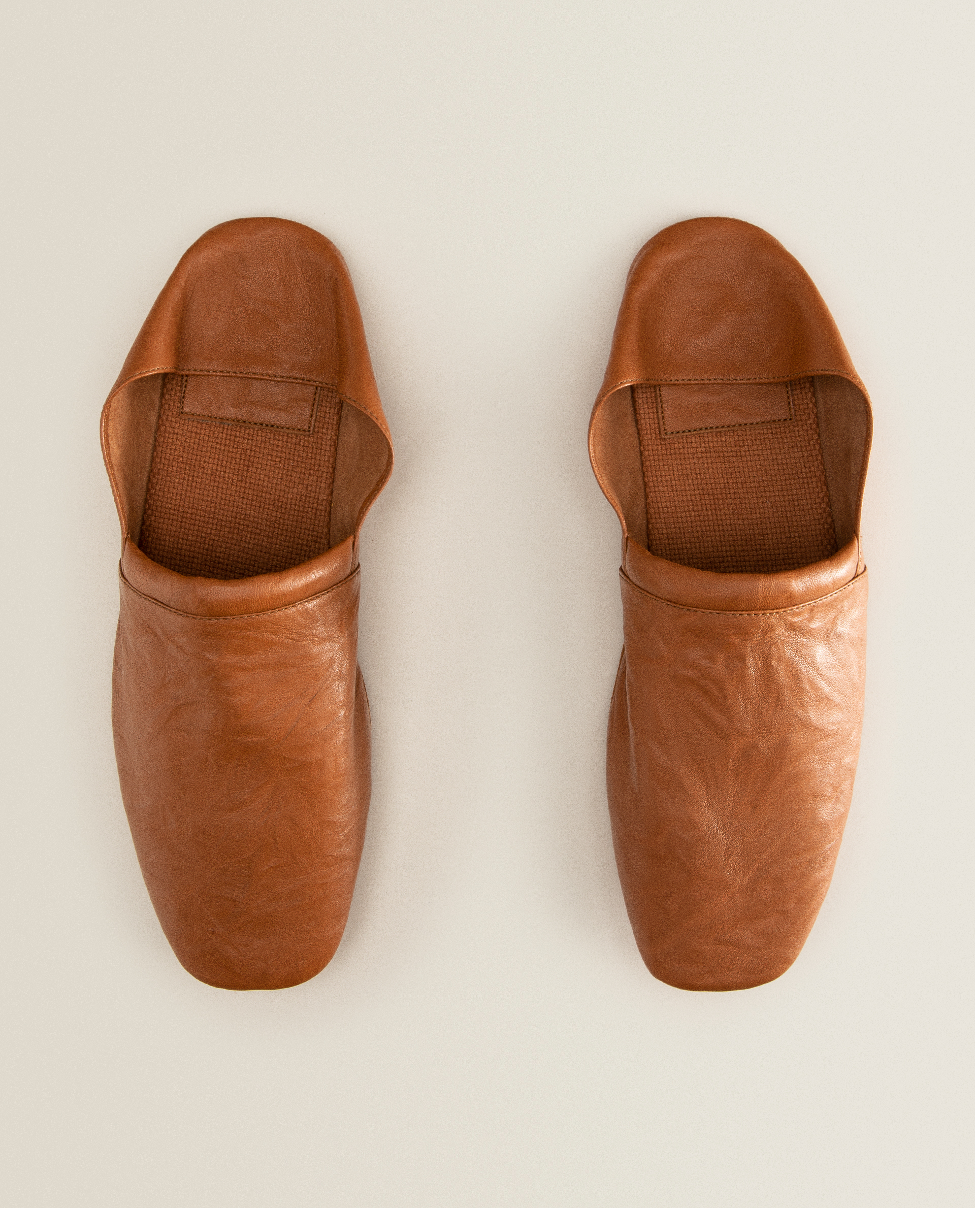 Leather babouches Outlet