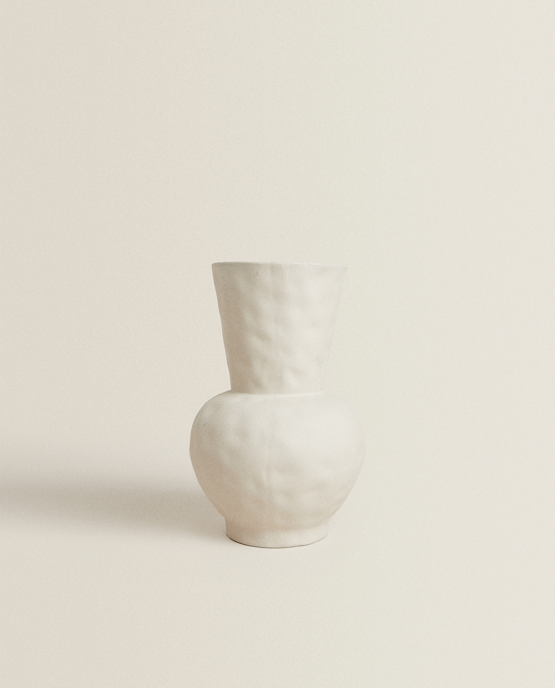 Wide Mouth Vase Collection New Arrivals Zara Home Germany