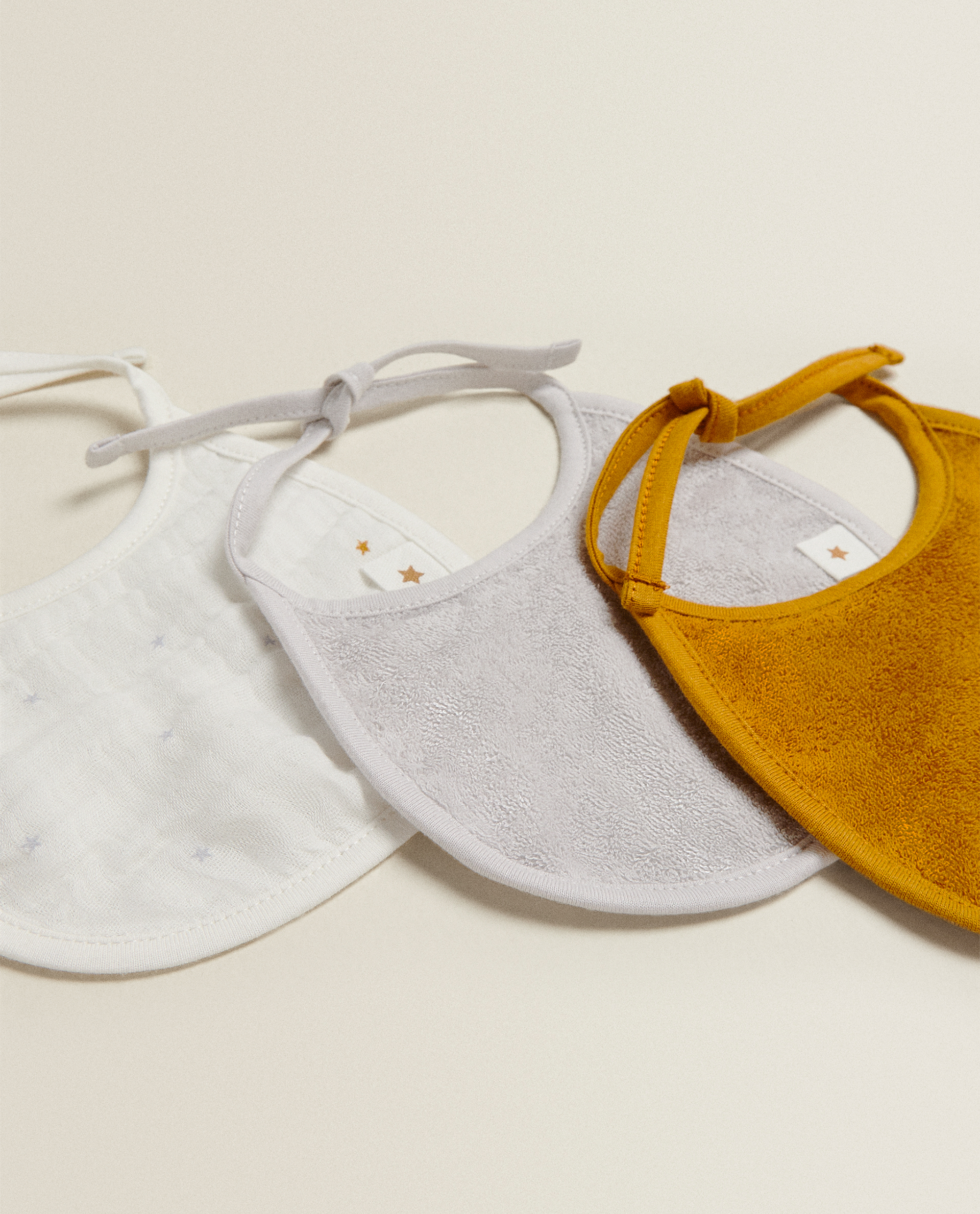 star print cotton bib pack of 3
