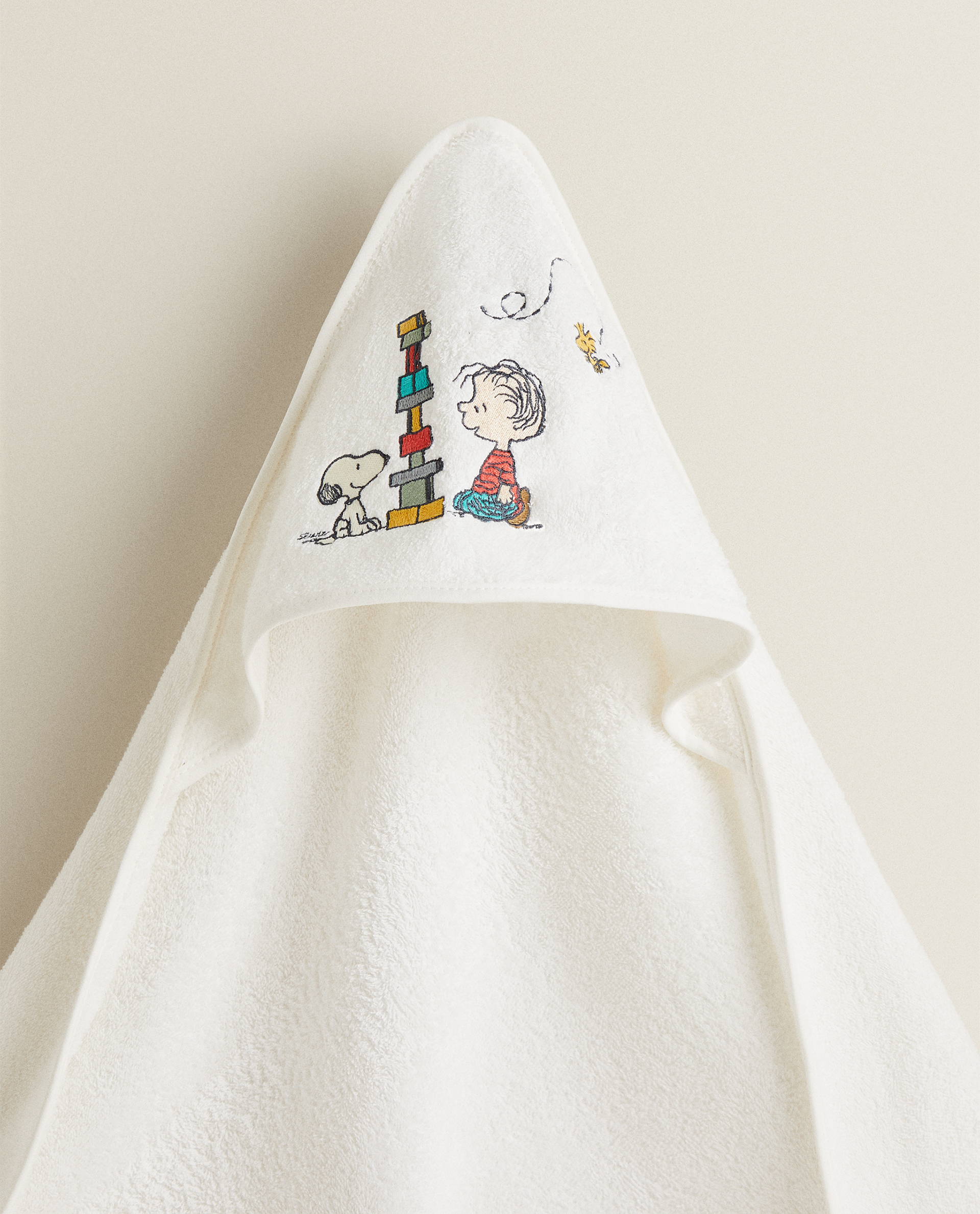 Snoopy Playing Hooded Baby Towel Zara Home United States Of America