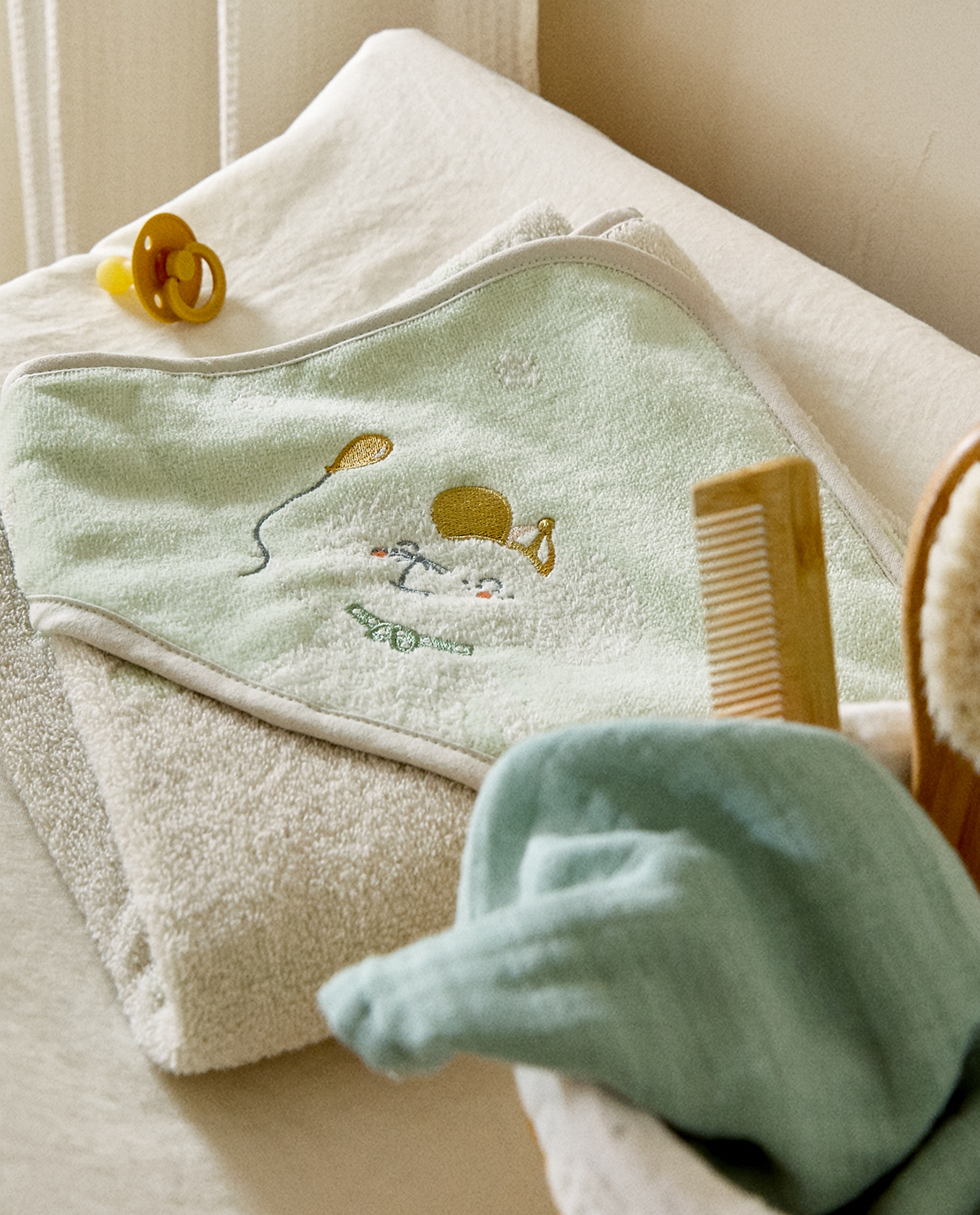 Cape De Bain Bebe Petite Souris Zara Home Switzerland Cape De Bain Bebe Petite Souris Zara Home Switzerland