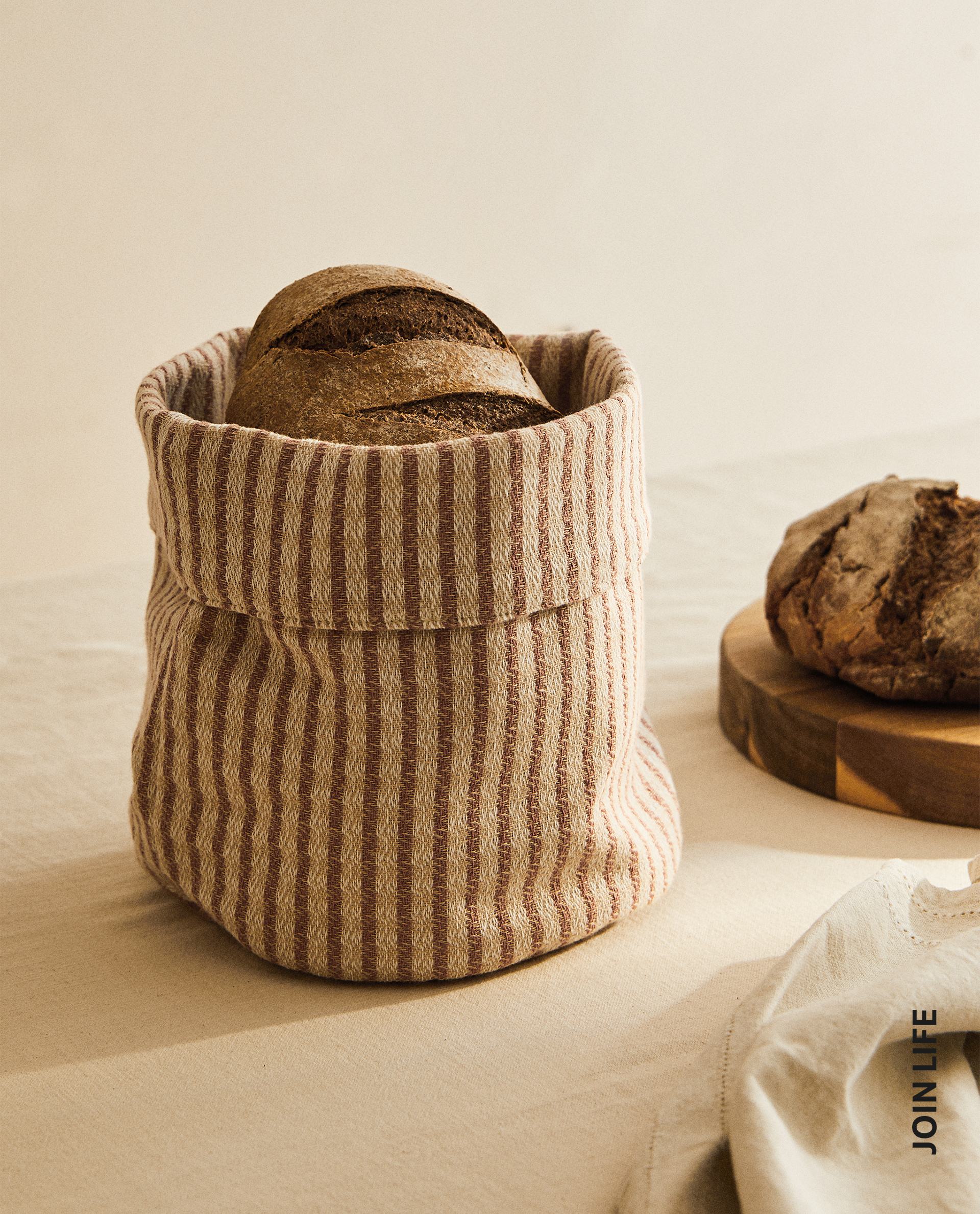 striped bread basket