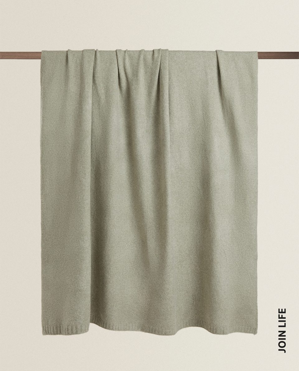 BLANKETS LIVING ROOM Zara Home United Kingdom