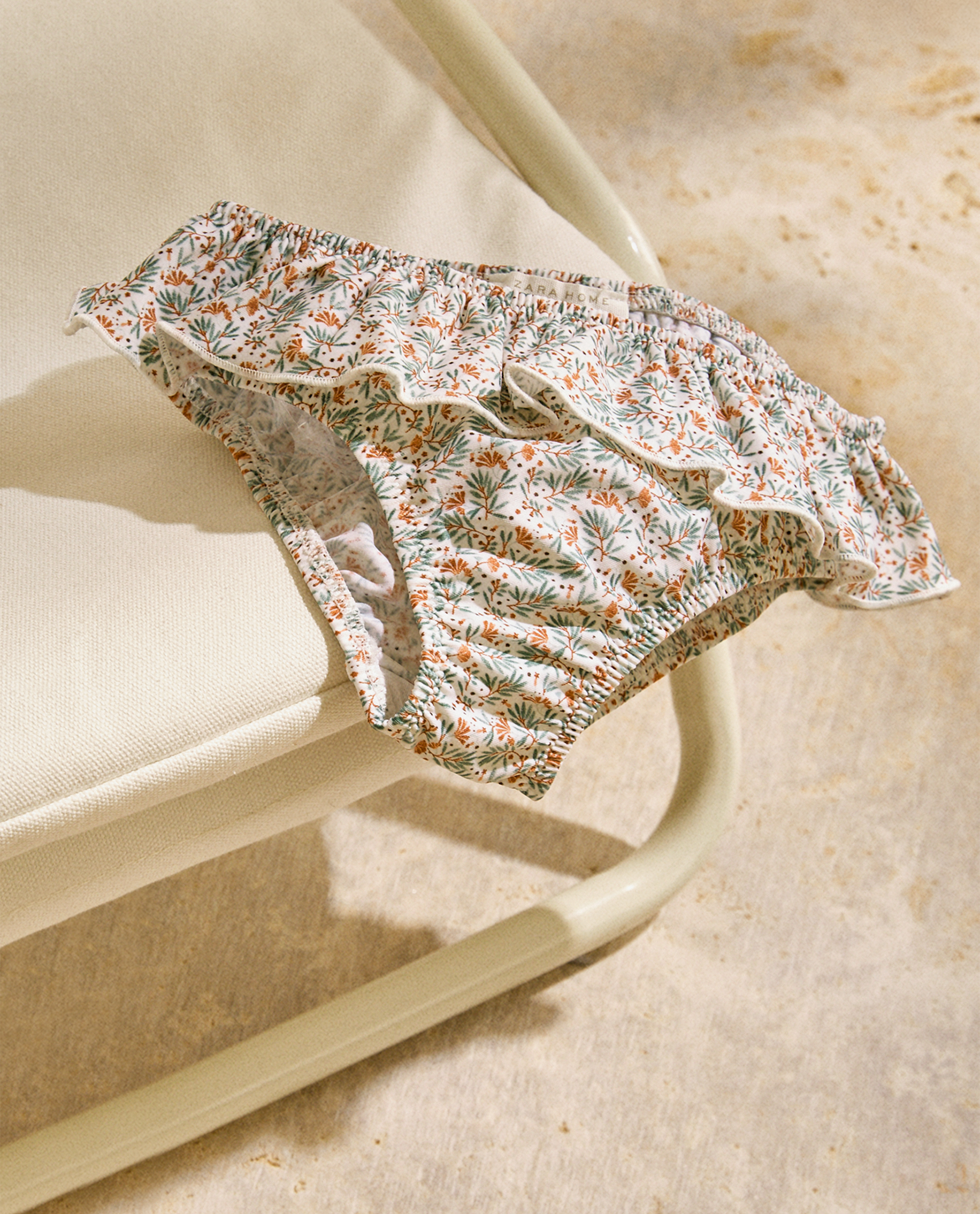 Culotte Bebe Vetements Et Chaussures Enfants Soldes Zara Home Luxembourg Luxemburg