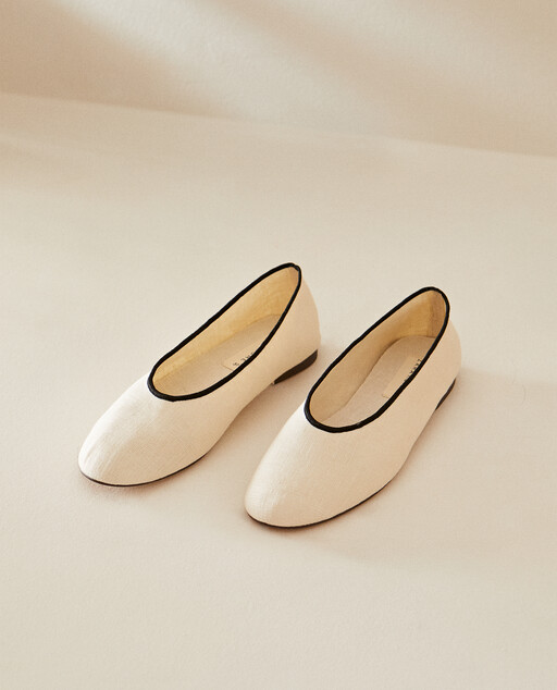 Stoffen ballerina's met bies - Dames - SCHOENEN - KLEDING \u0026 SCHOENEN | Zara  Home Nederland