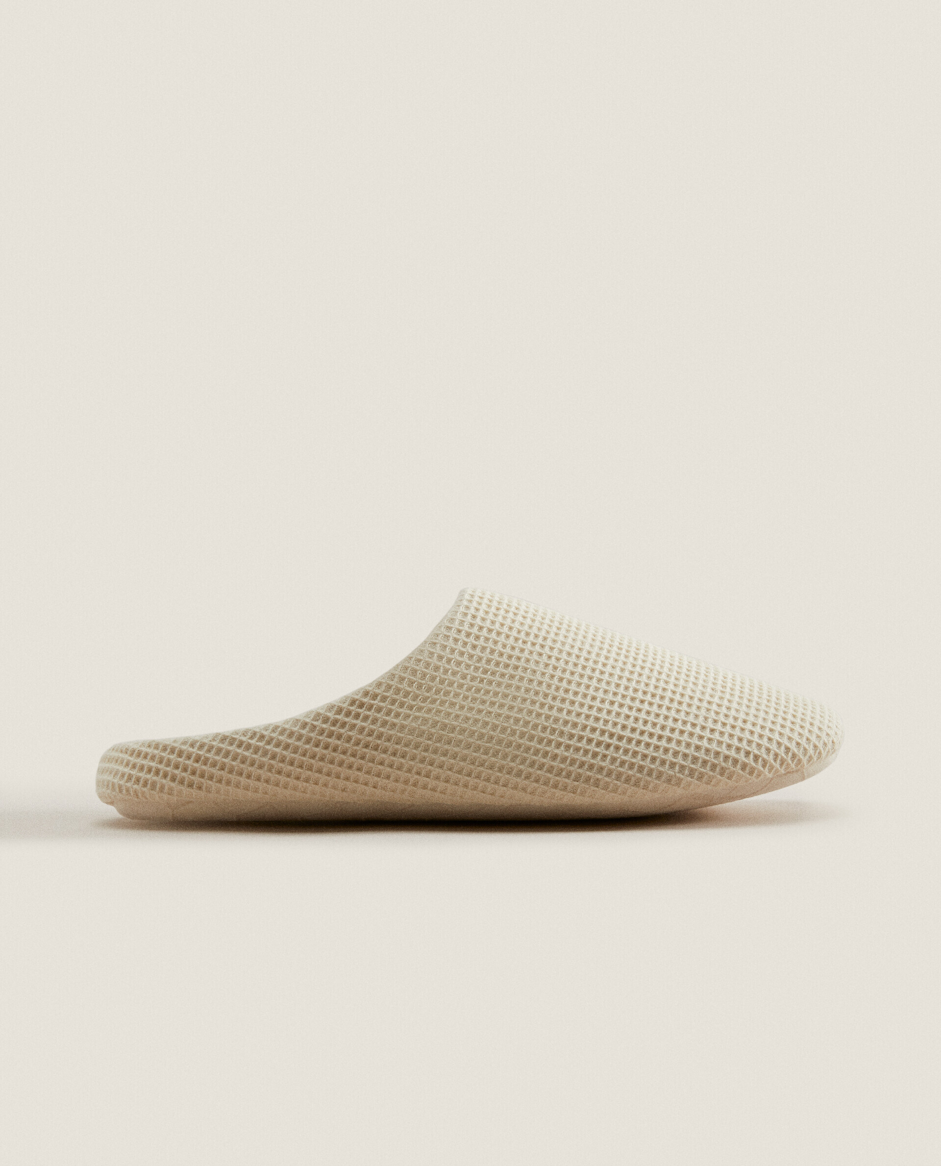 Textured mule slippers - CLOTHING