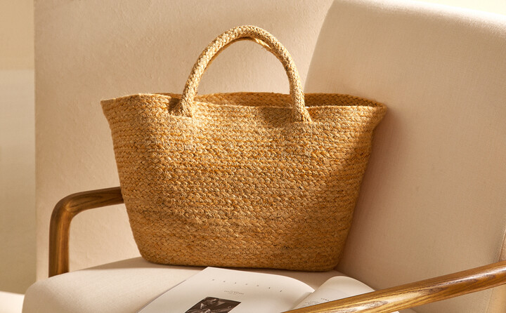 BORSE E NÉCESSAIRE - ABBIGLIAMENTO \u0026 CALZATURE | Zara Home SWITZERLAND