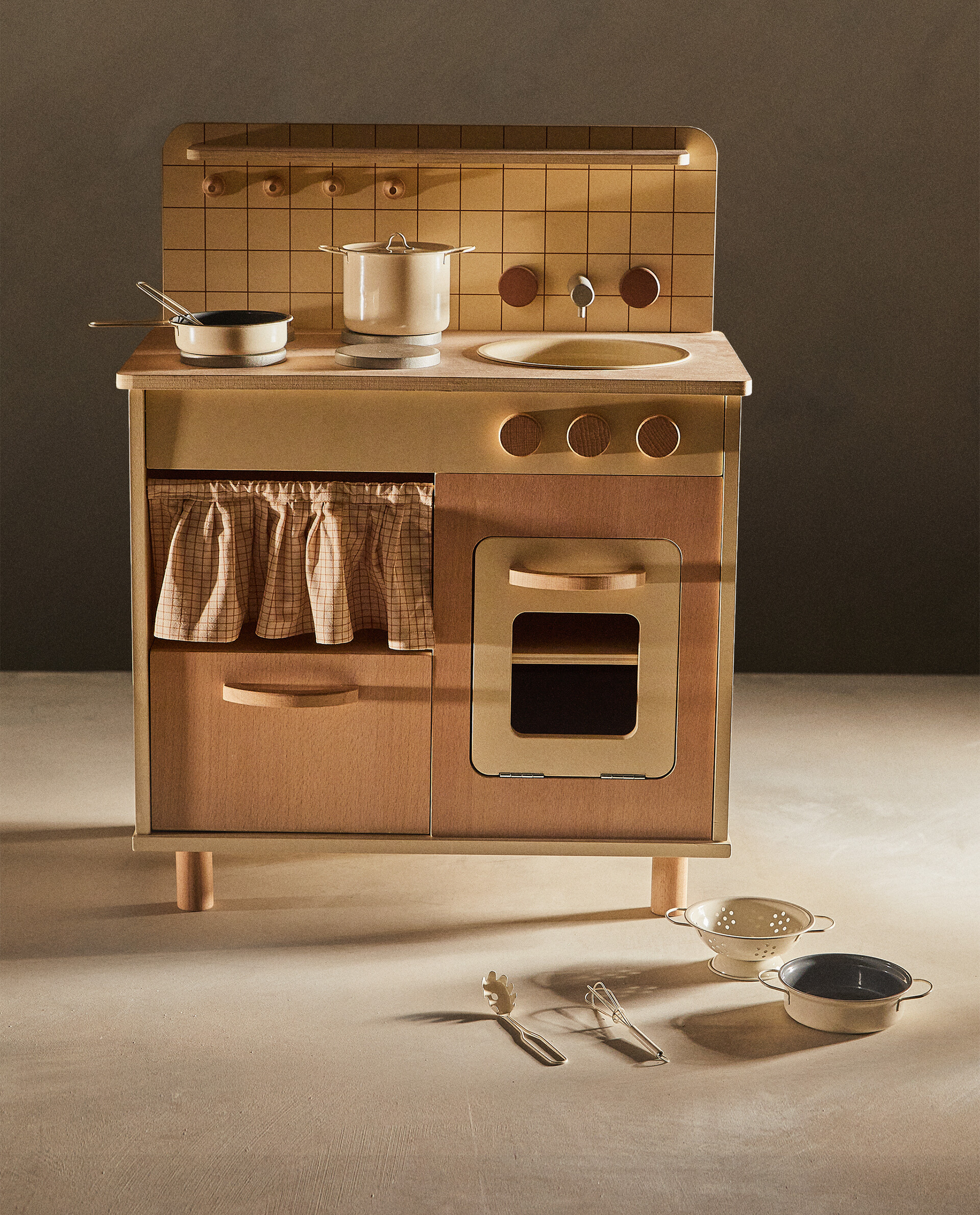 お手軽価格で贈りやすい zarahome kitchen ままごとキッチン おままごと テープ・マスキングテープ