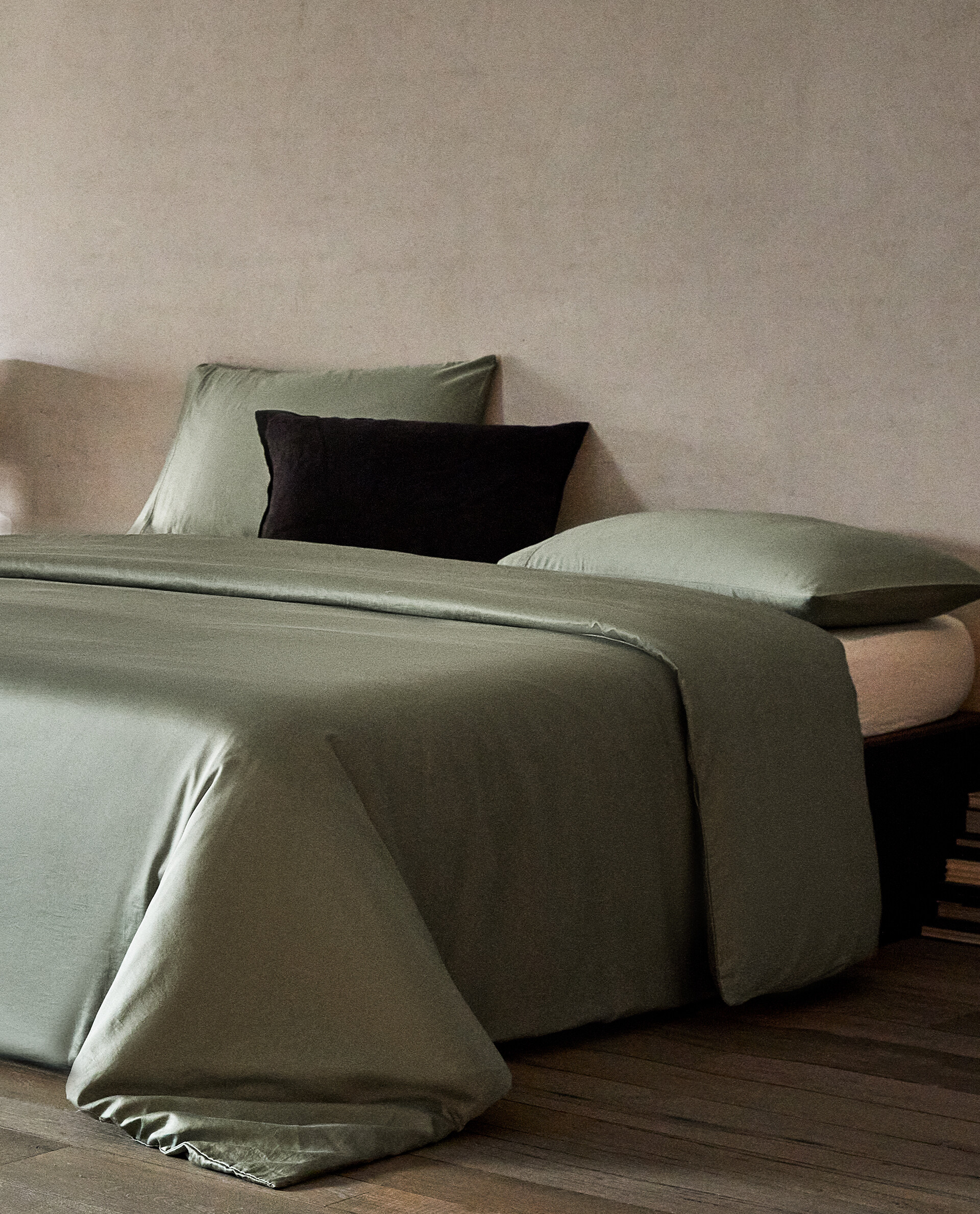 300 thread count sateen duvet cover