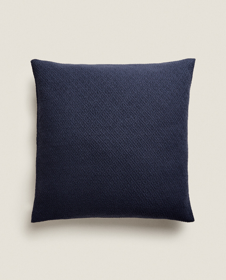 CUSHION COVER WITH RAISED DIAMOND DETAIL