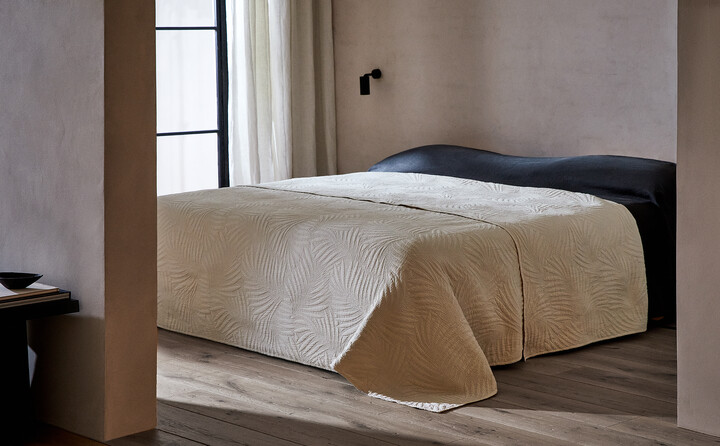 お得セット ZARA HOME⭐︎ デコレーションキルト 薄掛け布団 ベッドカバー ふとん notimundo.com.ec