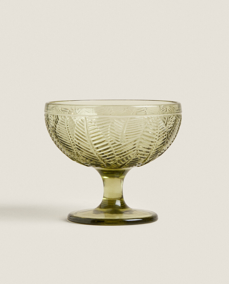 GLASS ICE-CREAM CUP WITH LEAVES
