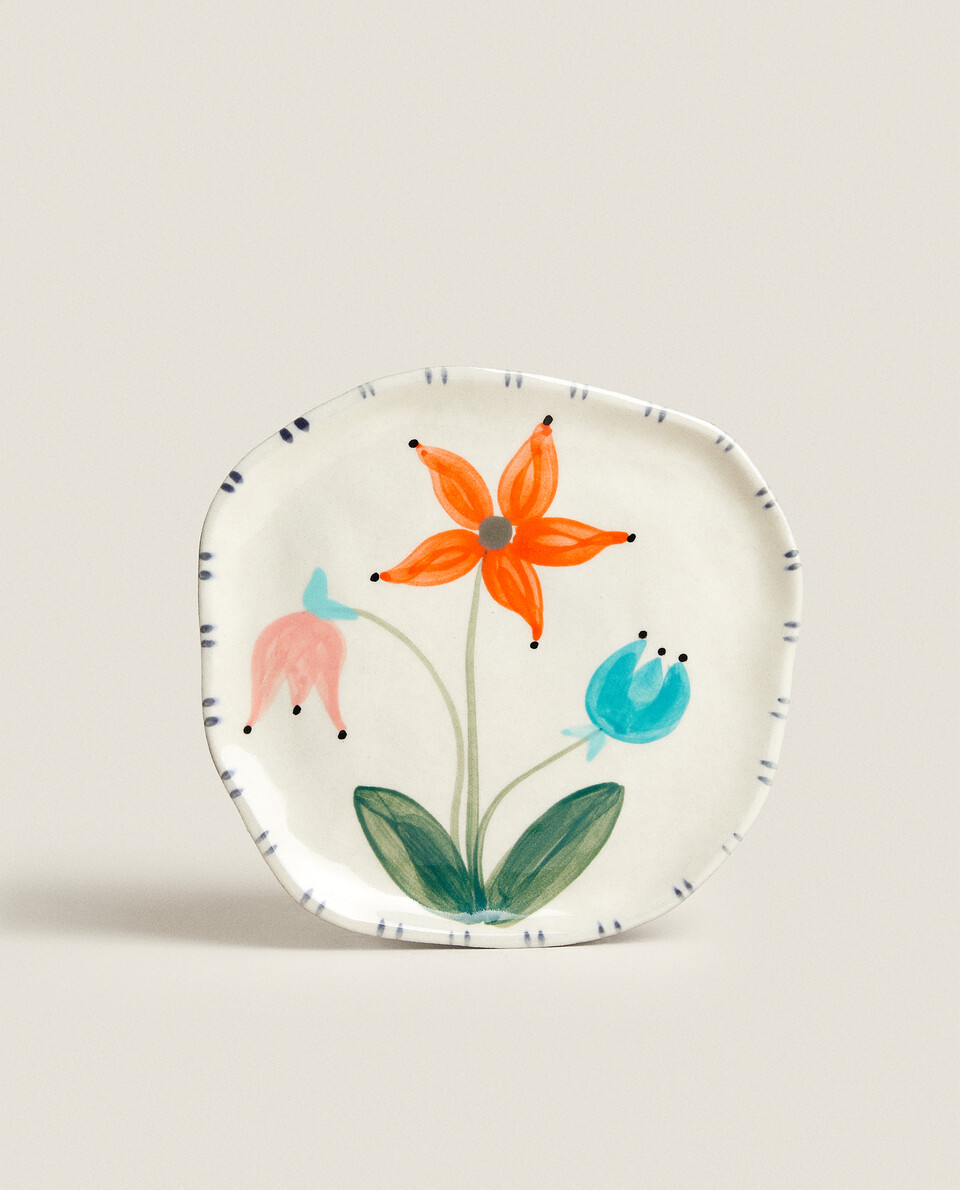 FLORAL EARTHENWARE PLATE