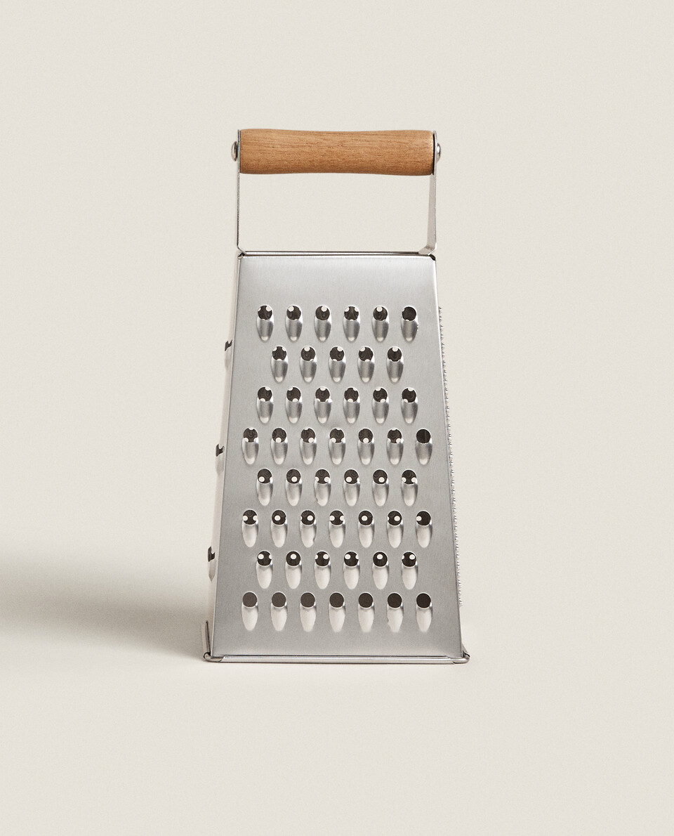 FOUR-SIDED GRATER