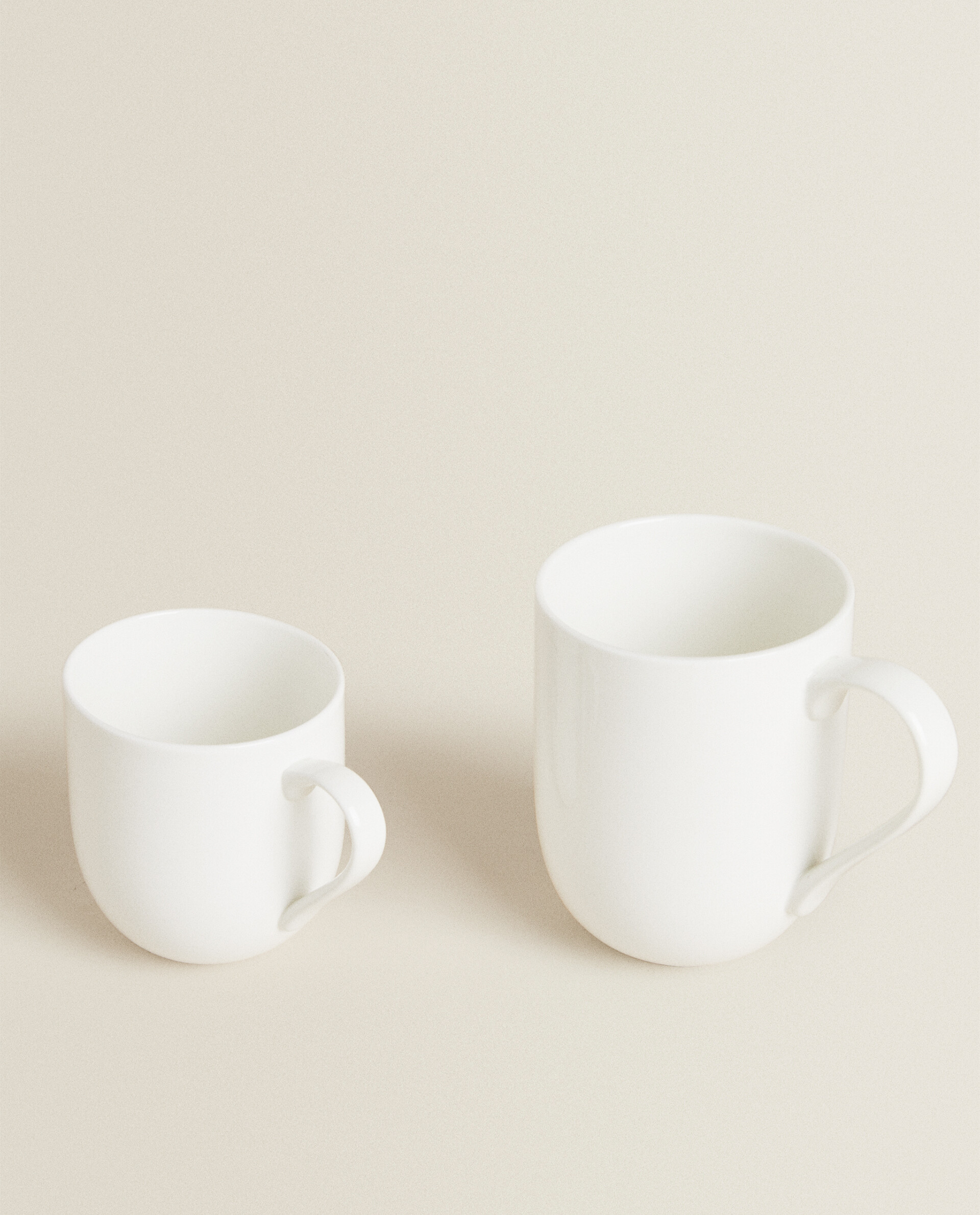 white porcelain tumbler