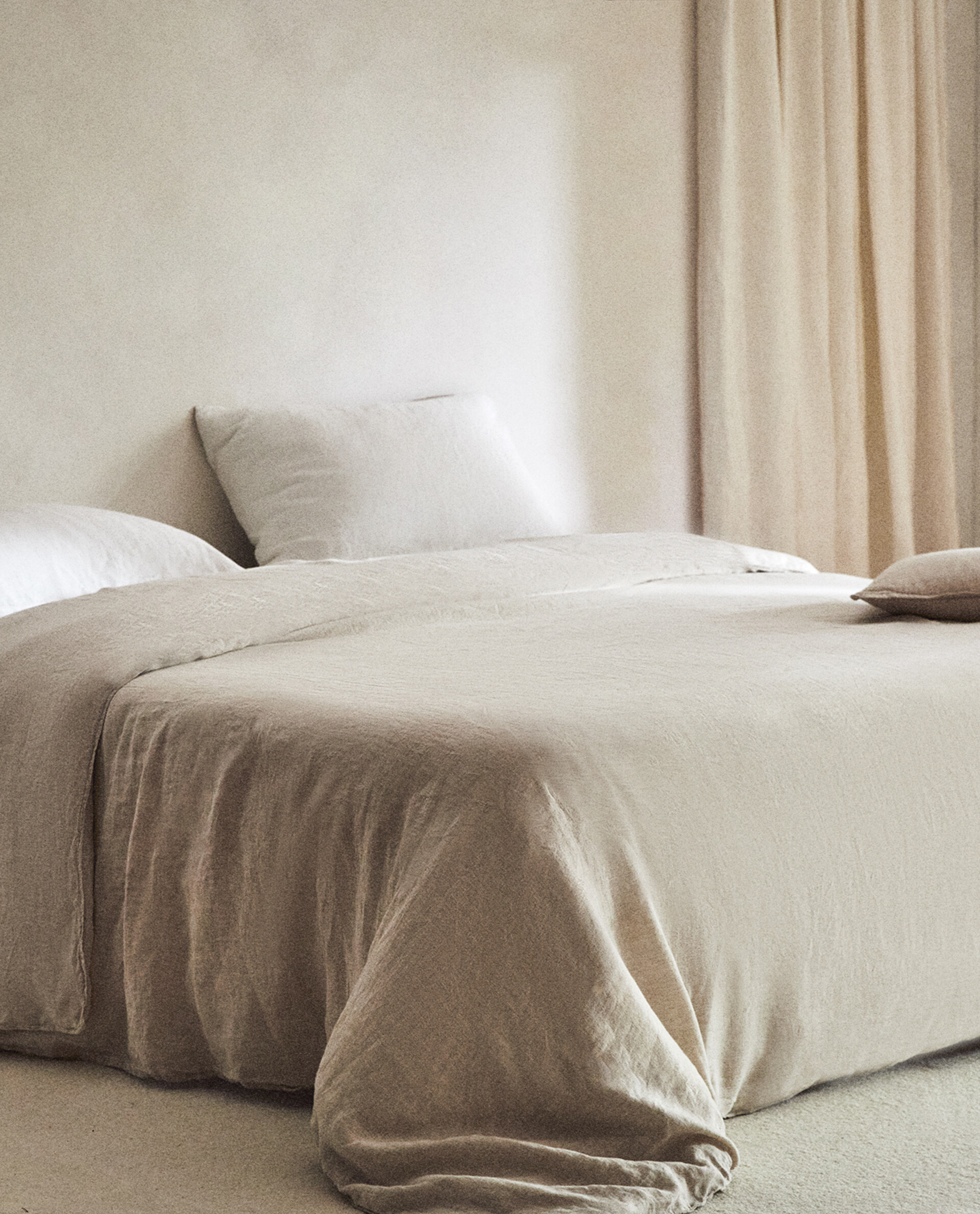 washed linen bedlinen