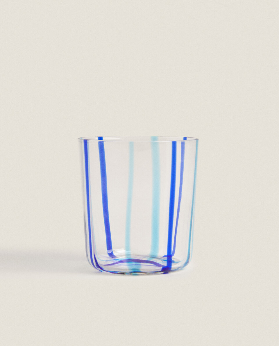 GLASS TUMBLER WITH COLOURED LINES