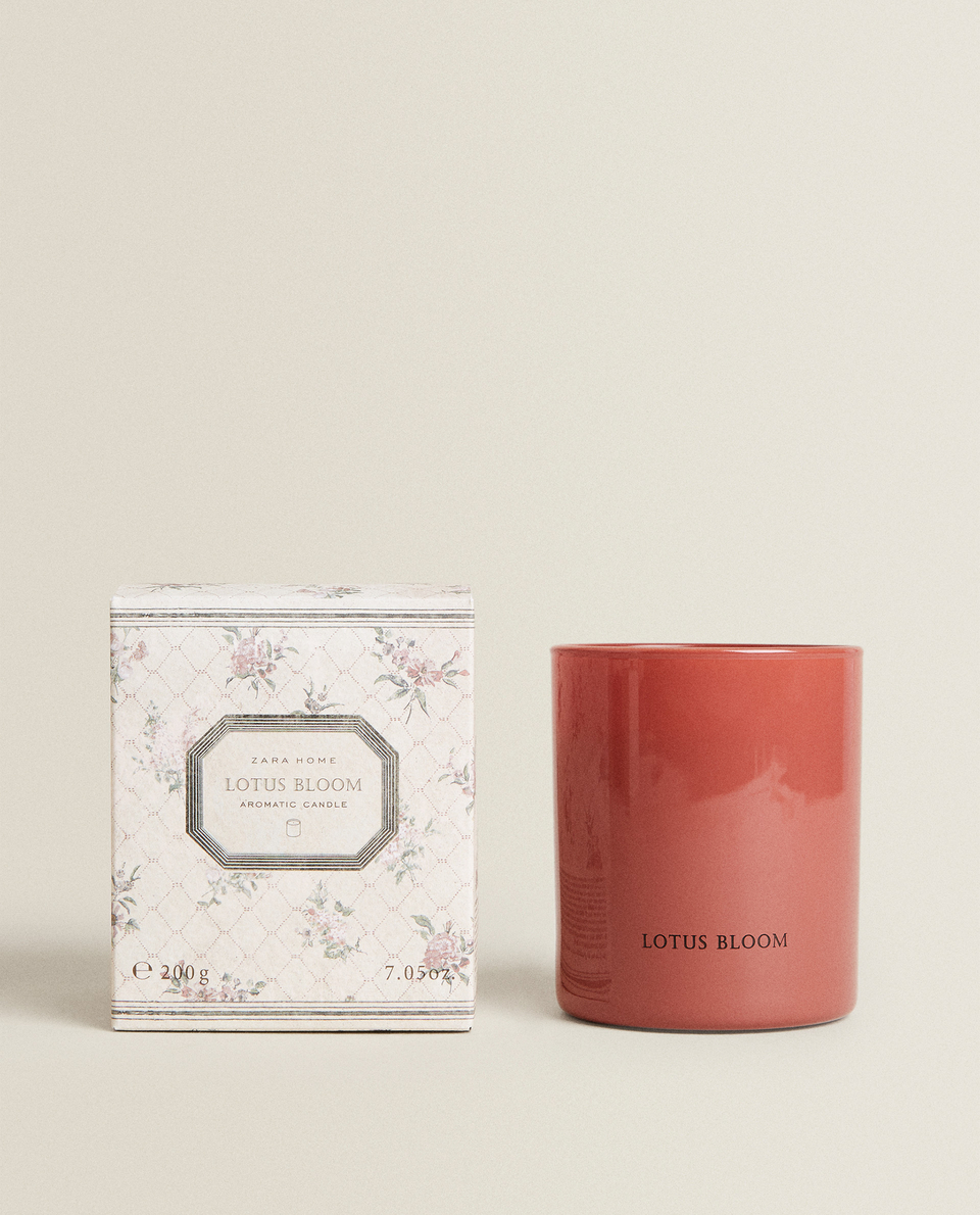 (200 G) LOTUS BLOOM SCENTED CANDLE