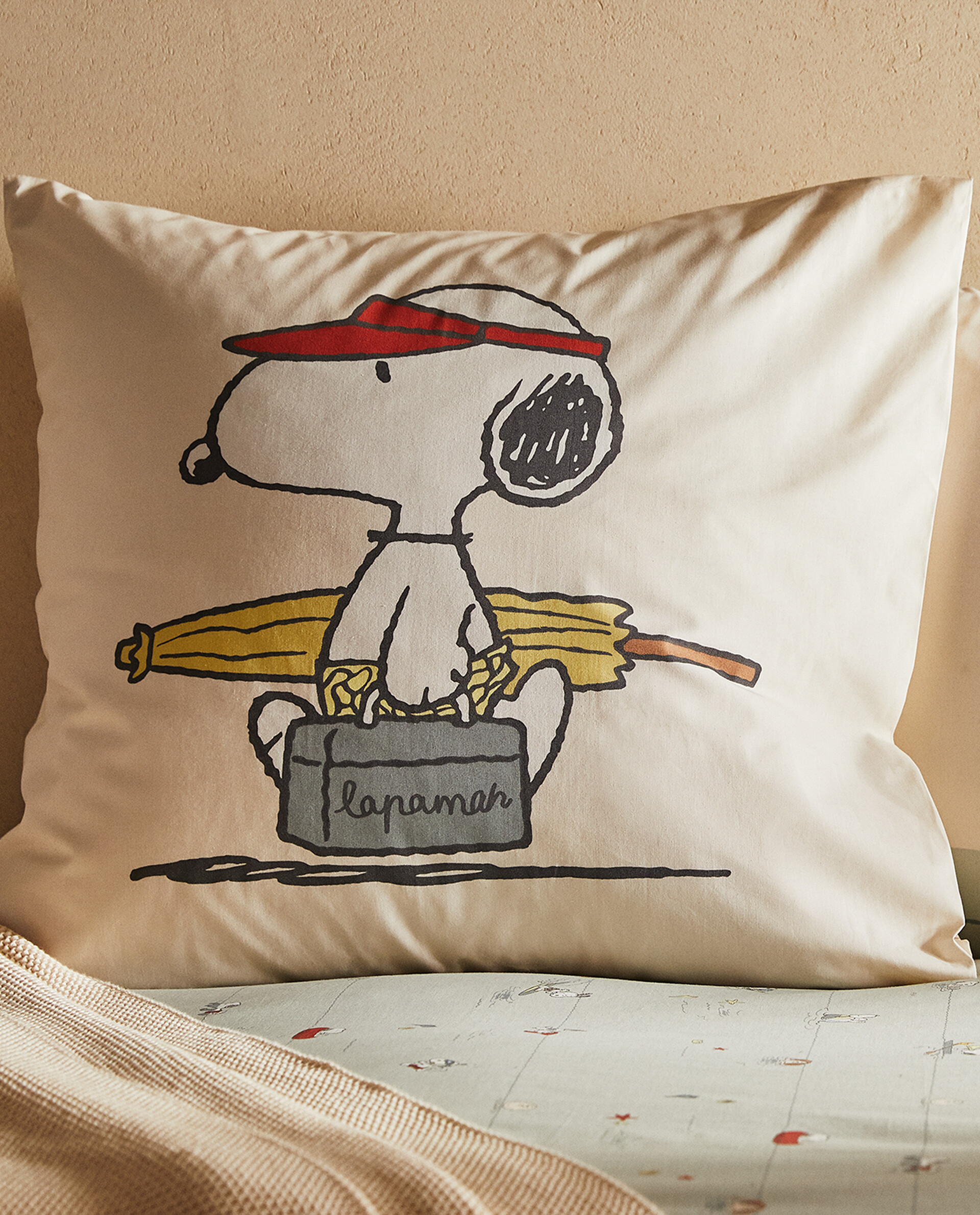 Pottery barn Snoopy Peanuts pillow cover New With Tags Love admin