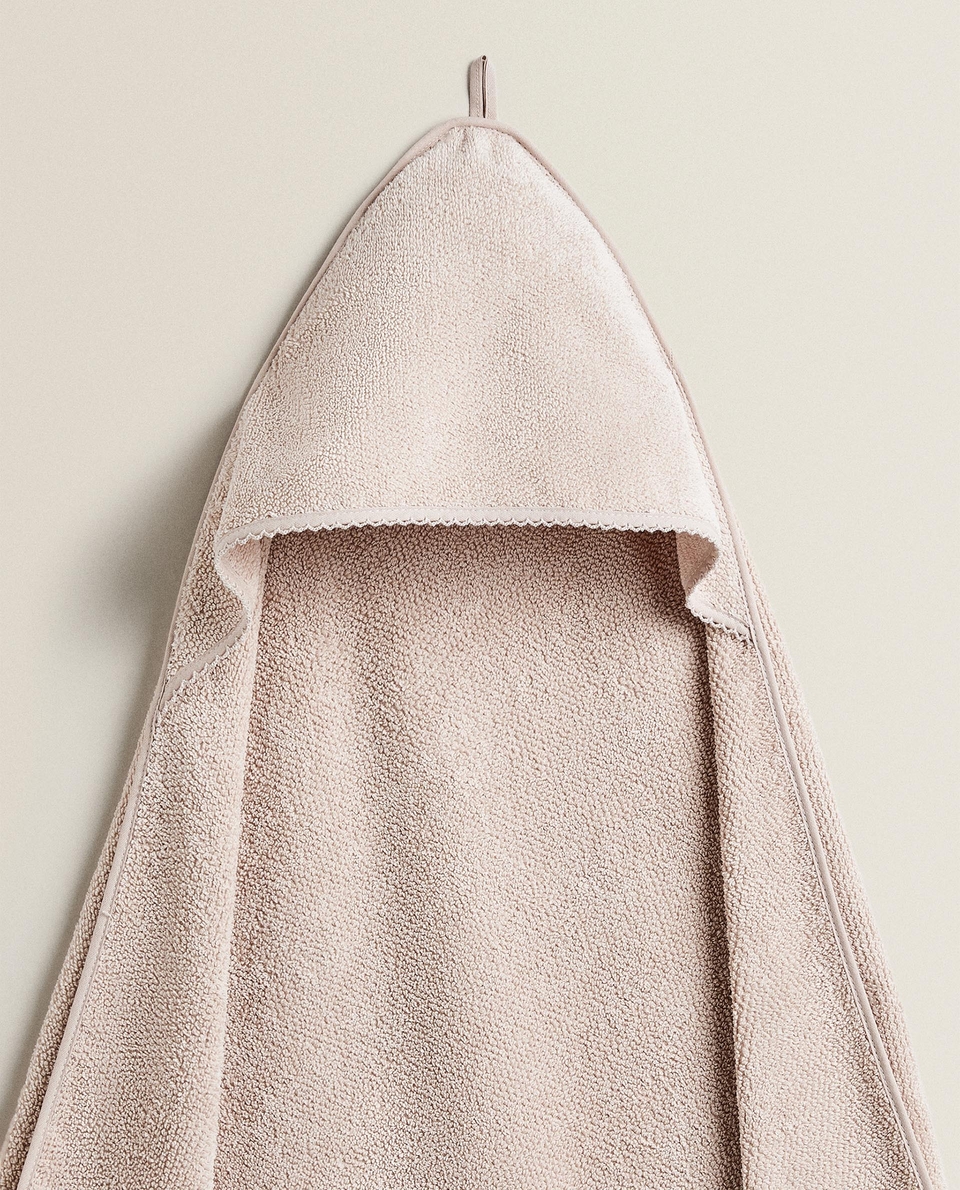 HOODED TOWEL WITH TRIM DETAIL