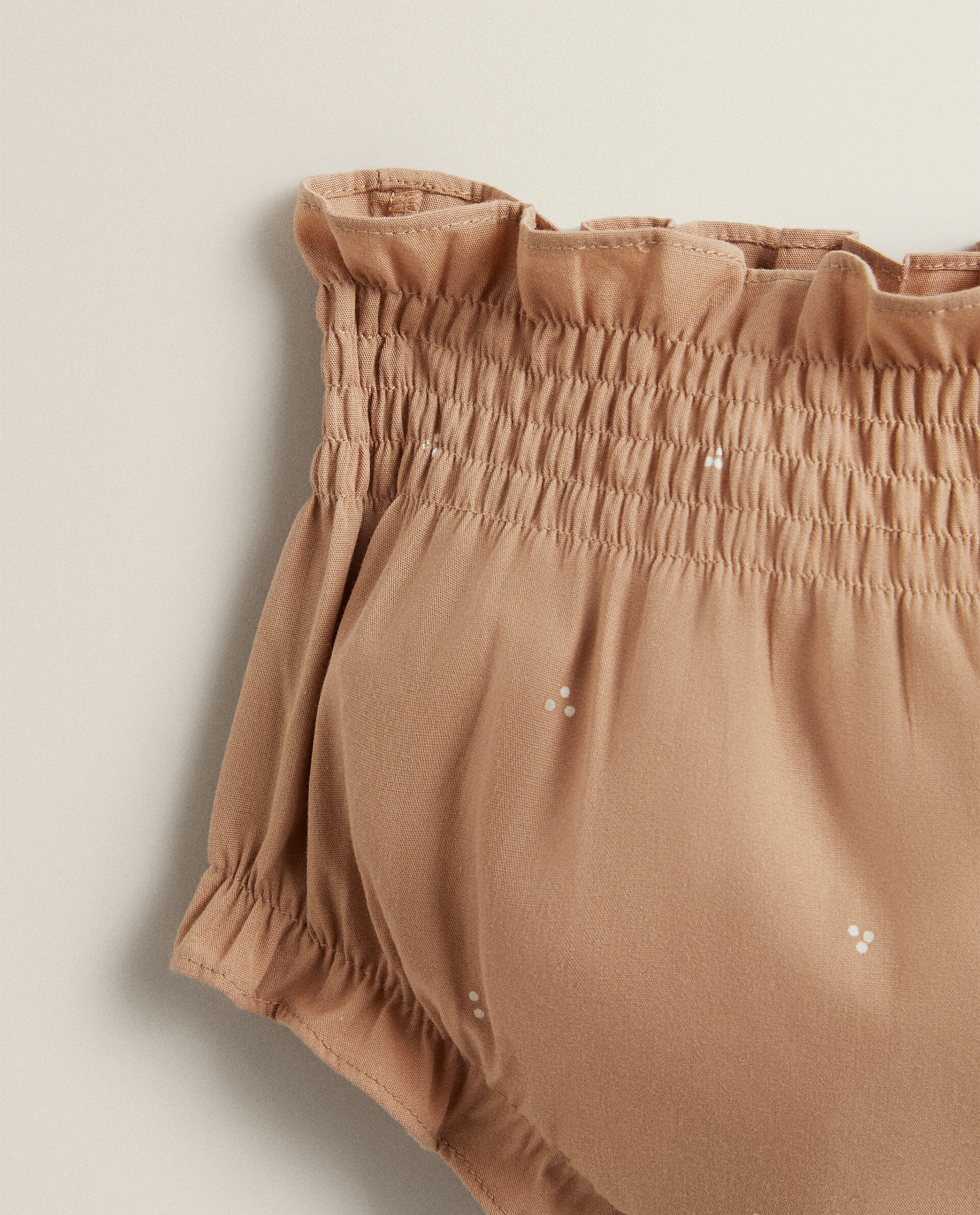 細波卡圓點燈籠褲 檯燈和燈具 客廳 Zara Home Hong Kong Sar 香港特別行政區