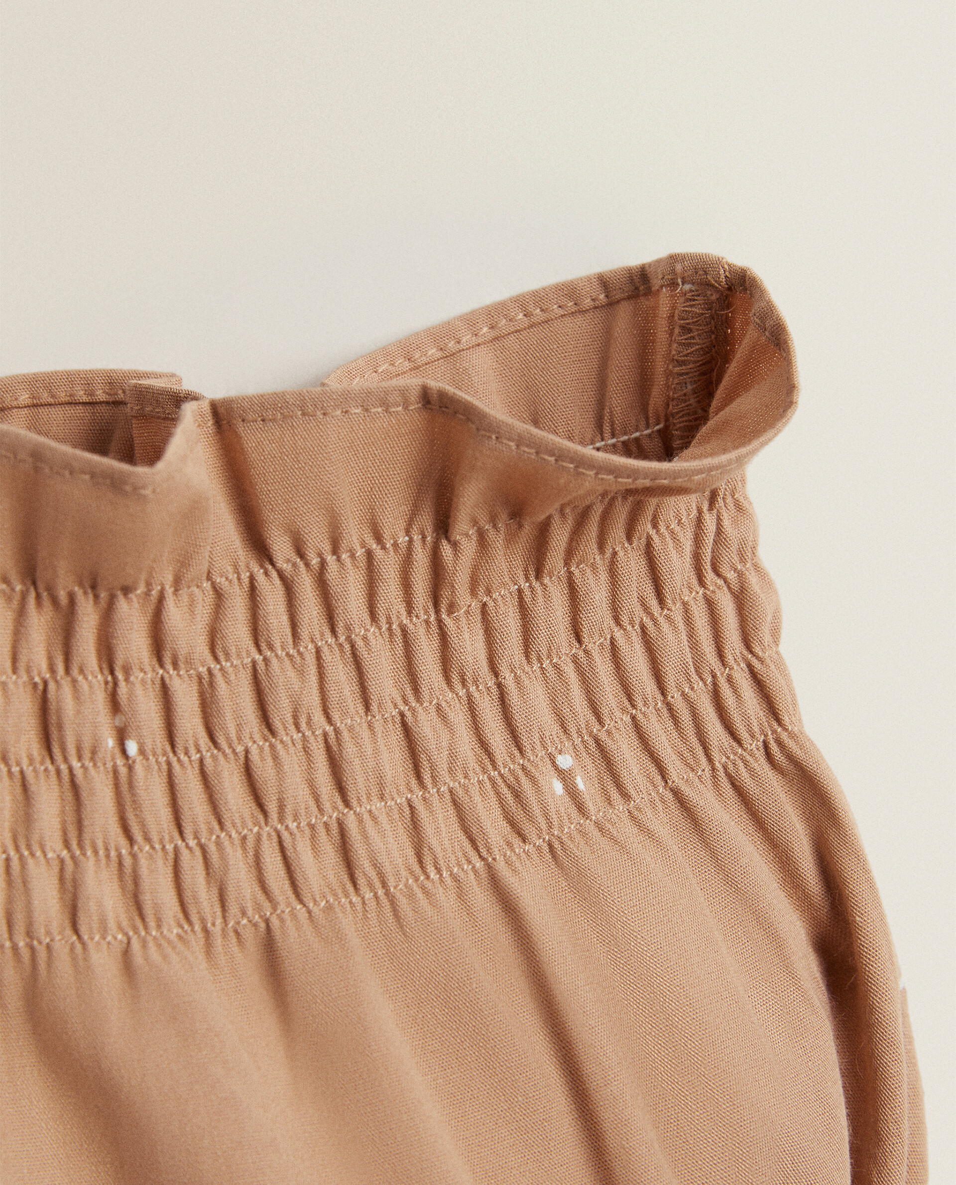 細波卡圓點燈籠褲 檯燈和燈具 客廳 Zara Home Hong Kong Sar 香港特別行政區