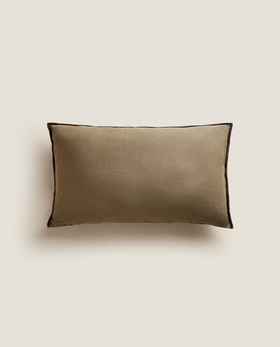 CUSHION COVER WITH CONTRAST EDGE