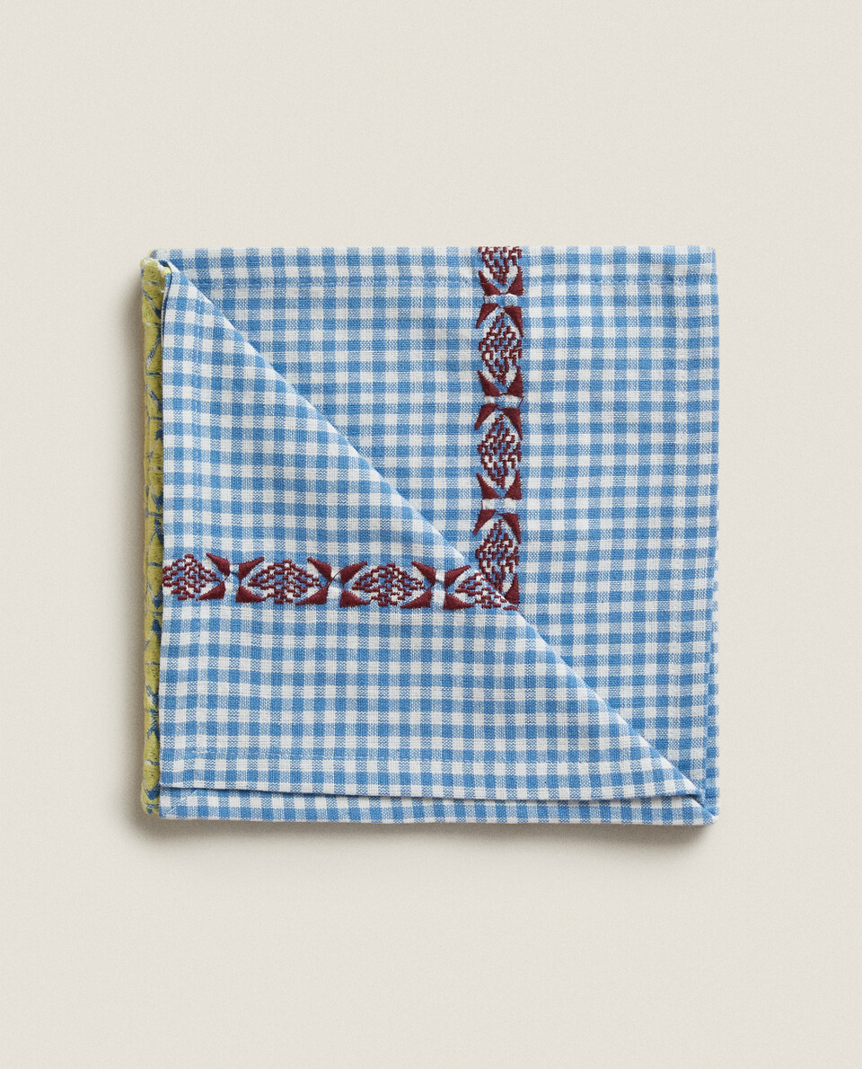 CHECKED NAPKINS WITH EMBROIDERY (PACK OF 2)