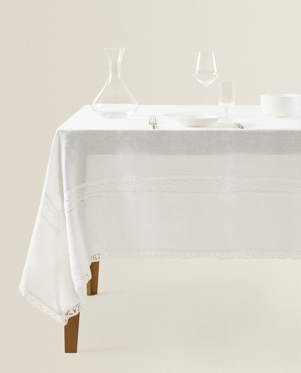 NAPPE LIN BRODERIE