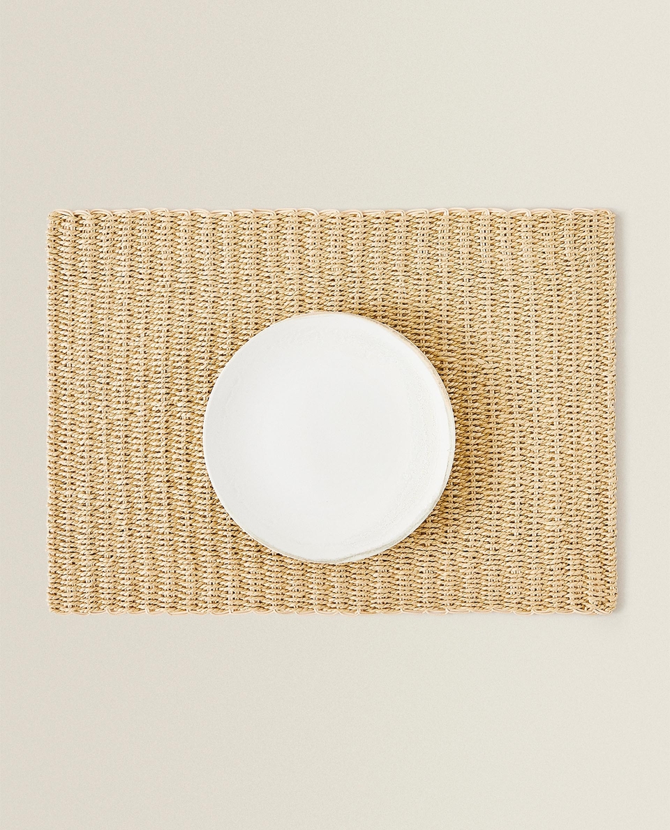 WOVEN RATTAN PLACEMAT