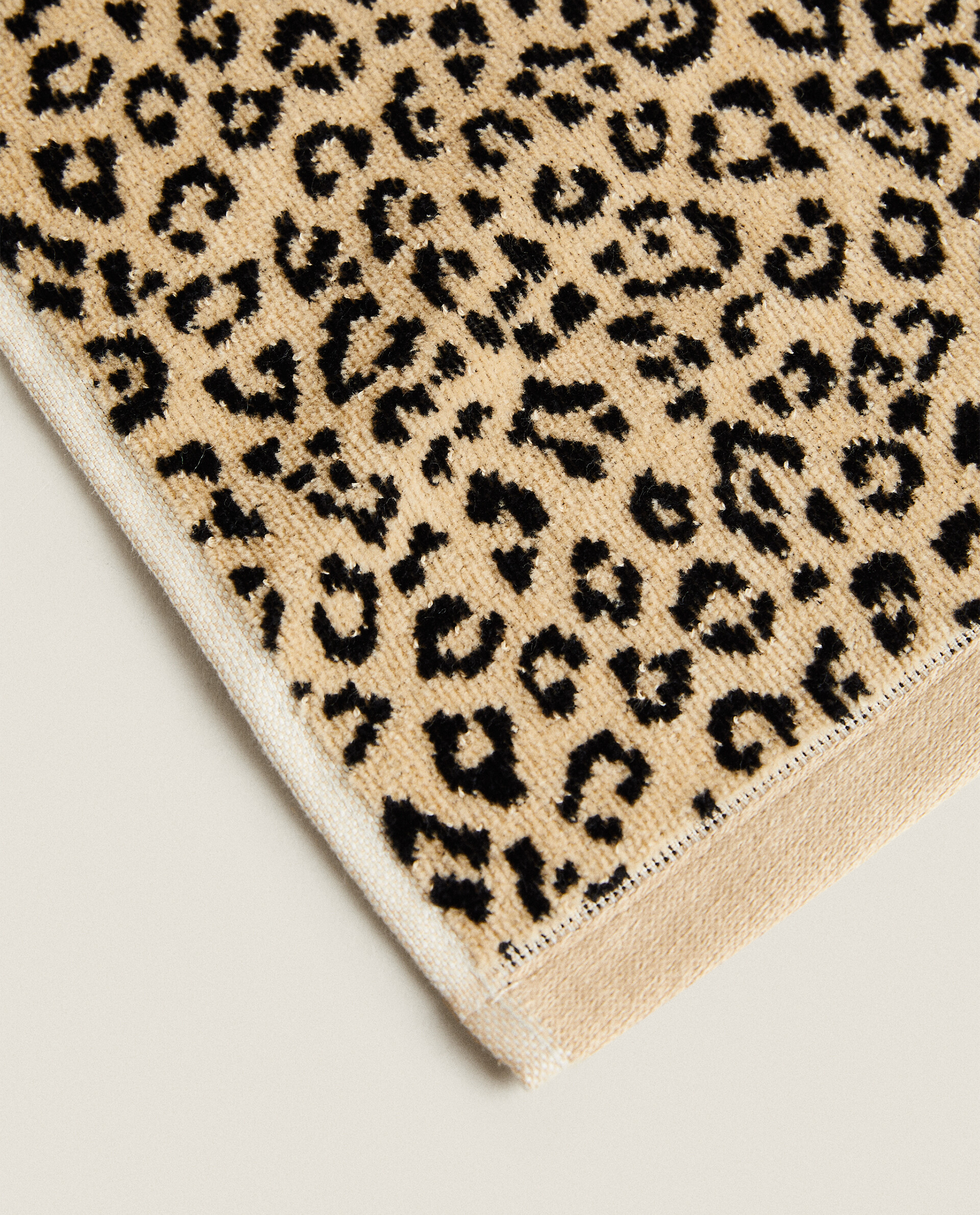 leopard print towels zara