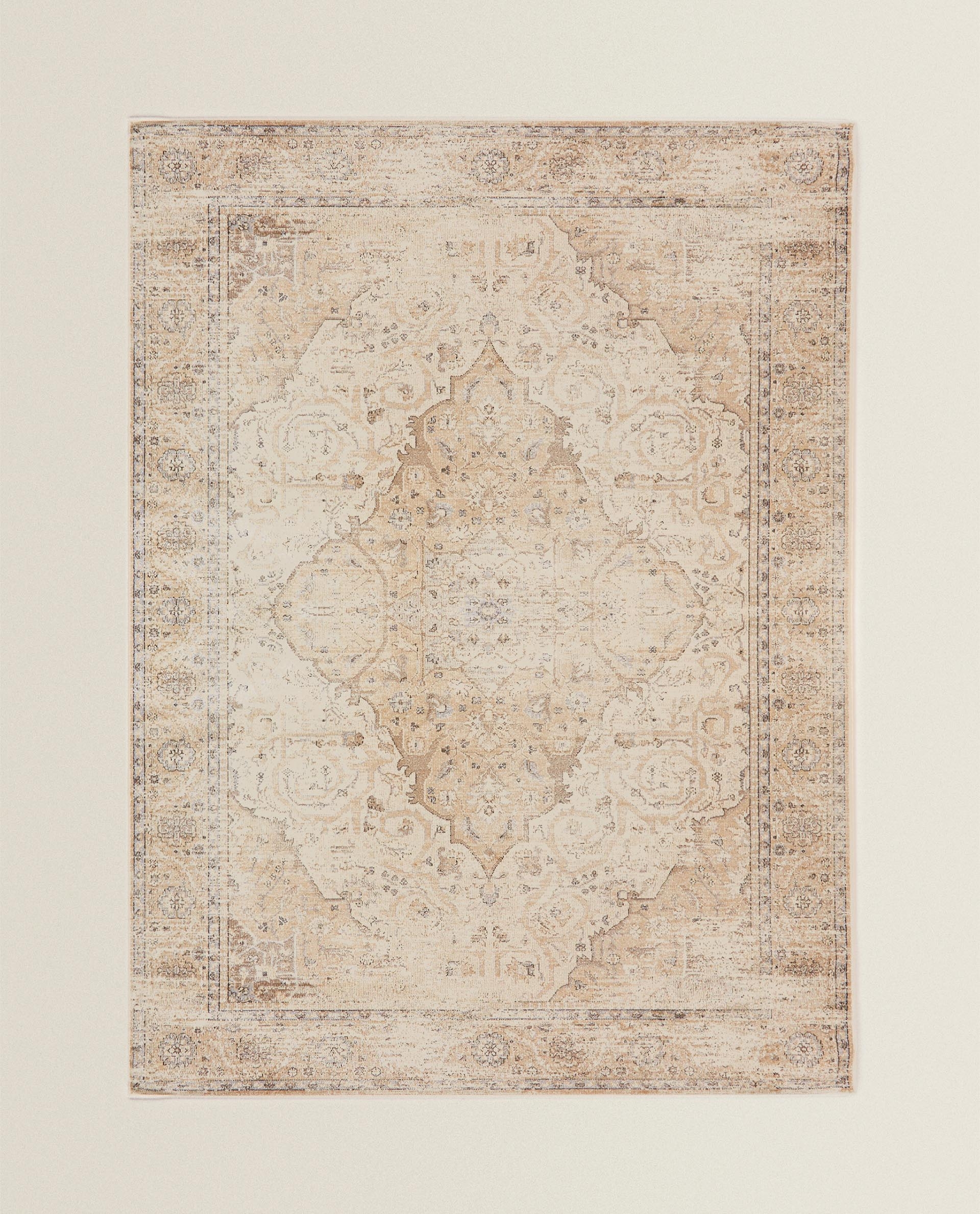 Zara Home Red Rug 32%割引週間売れ筋 ZARA HOME VINTAGE MADE RUG ラグ ラグ/カーペット/マット-OTA.ON.ARENA.NE.JP