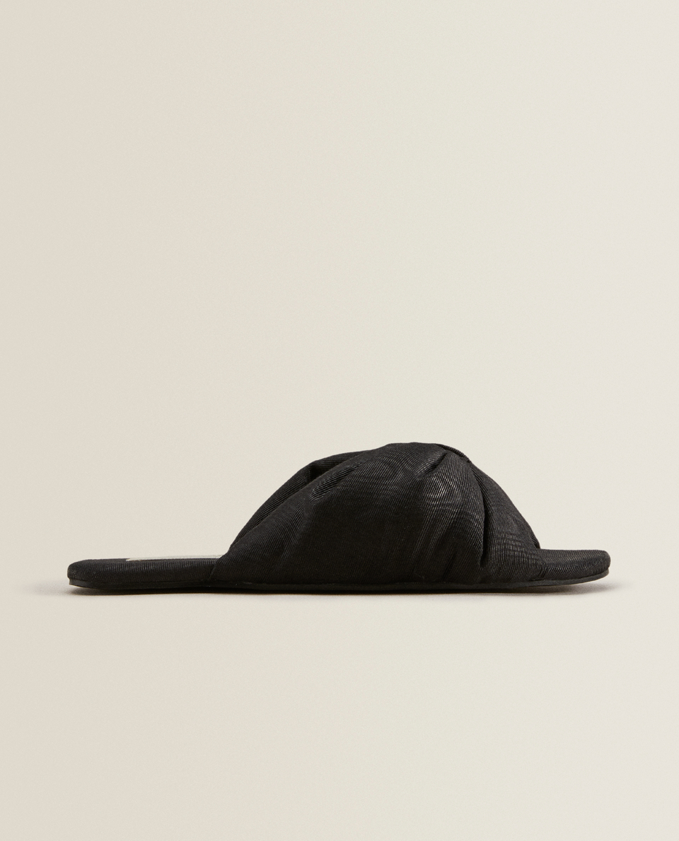 Slippers y zapatillas de casa para mujer | Zara Home Nueva Colección