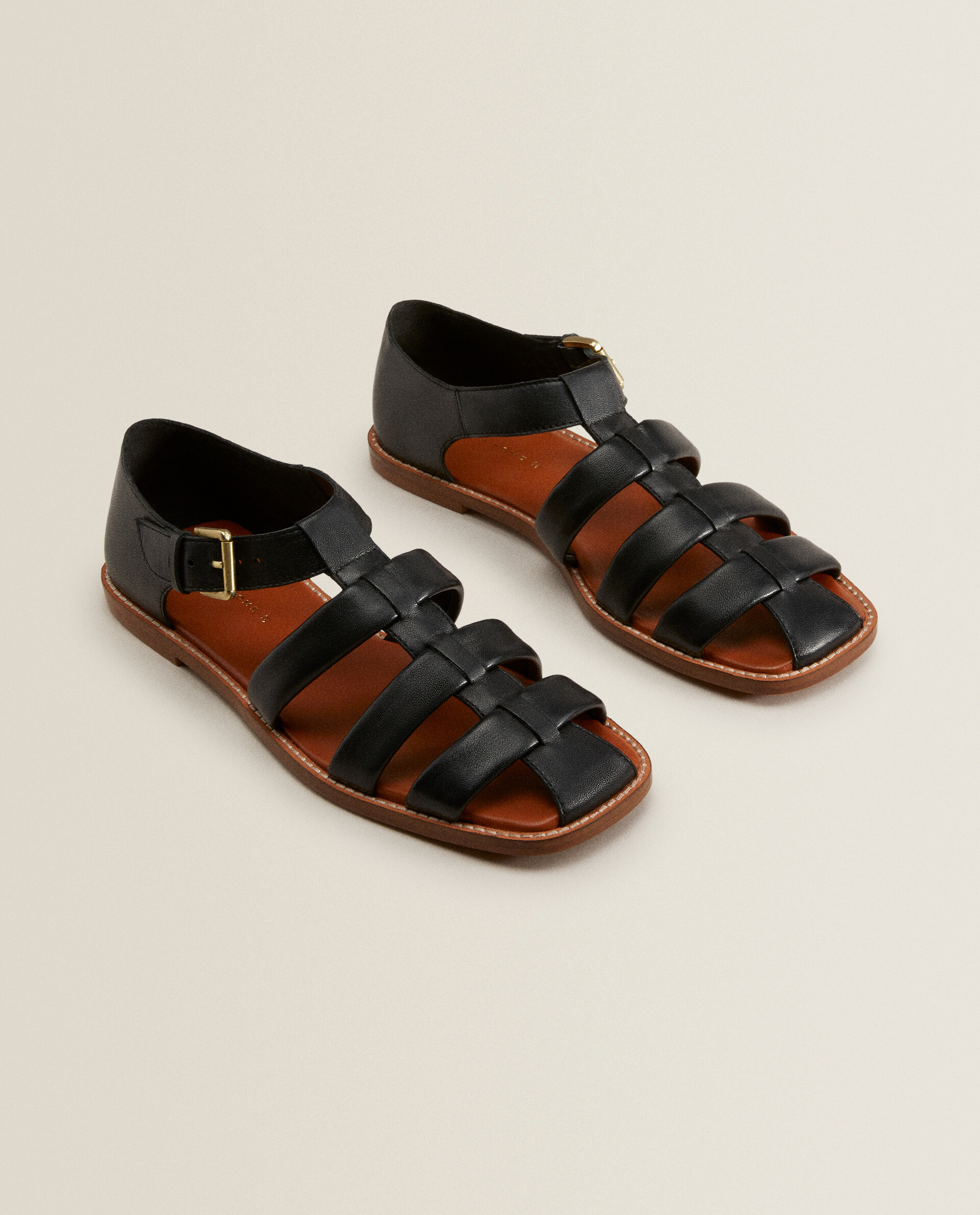 SANDALIA TIRAS PIEL - Mujer - CALZADO - ROPA \u0026 CALZADO | Zara Home  República Dominicana